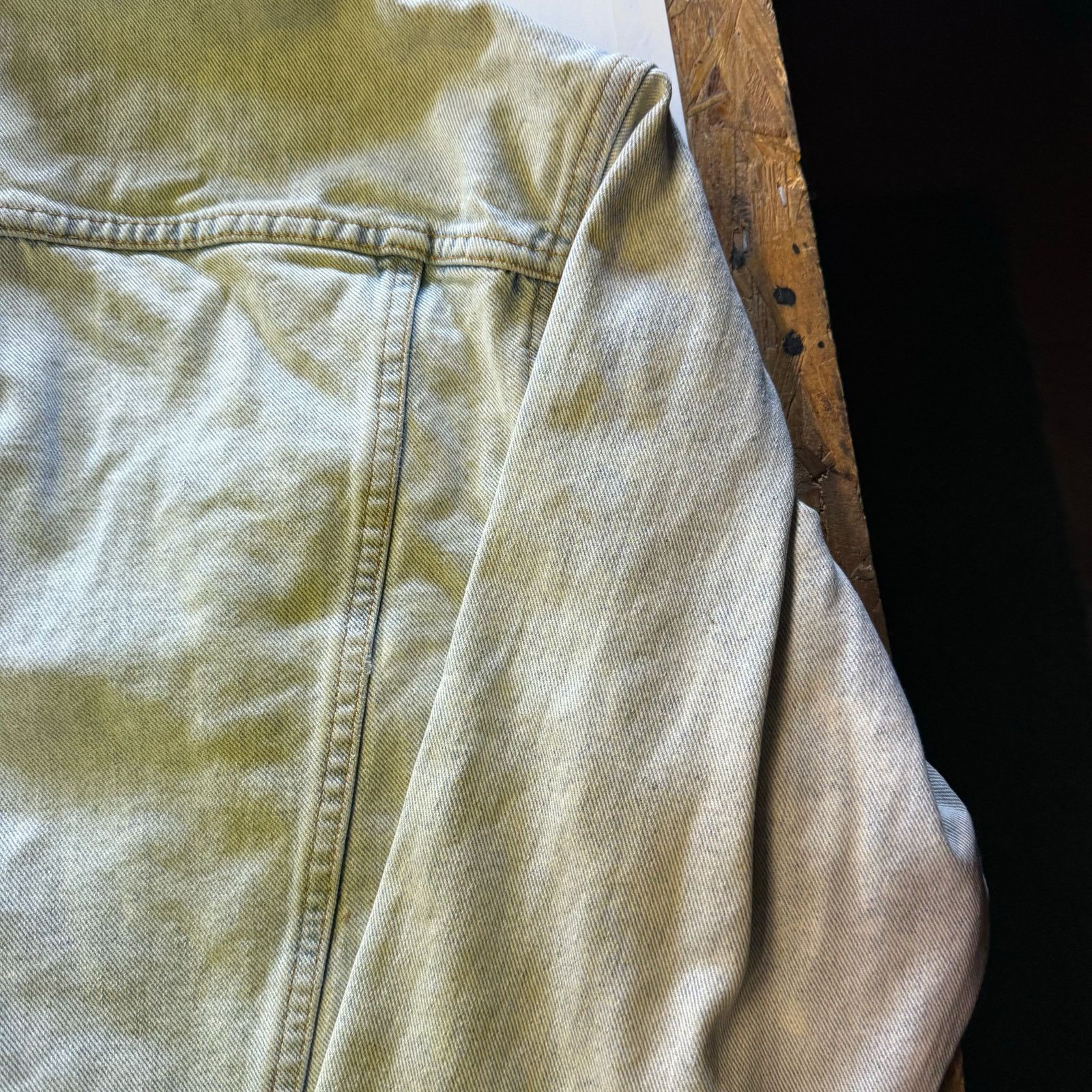 Levi's 90'S Levi's 70598-4834 Large Patch Denim Jacket Size Medium Size US M / EU 48-50 / 2 - 15 Thumbnail