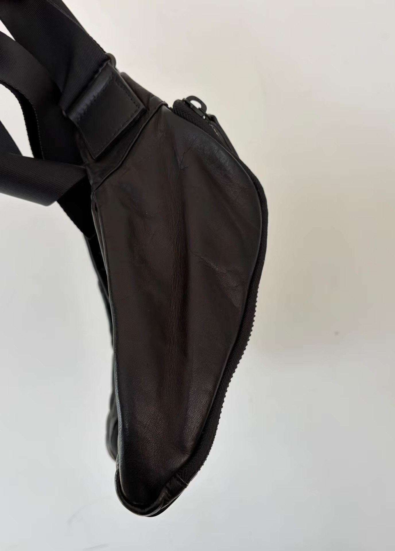 Yohji Yamamoto Yohji Yamamoto Men's Horse Leather Crossbody Bag Ｑ21 Size ONE SIZE - 3 Thumbnail