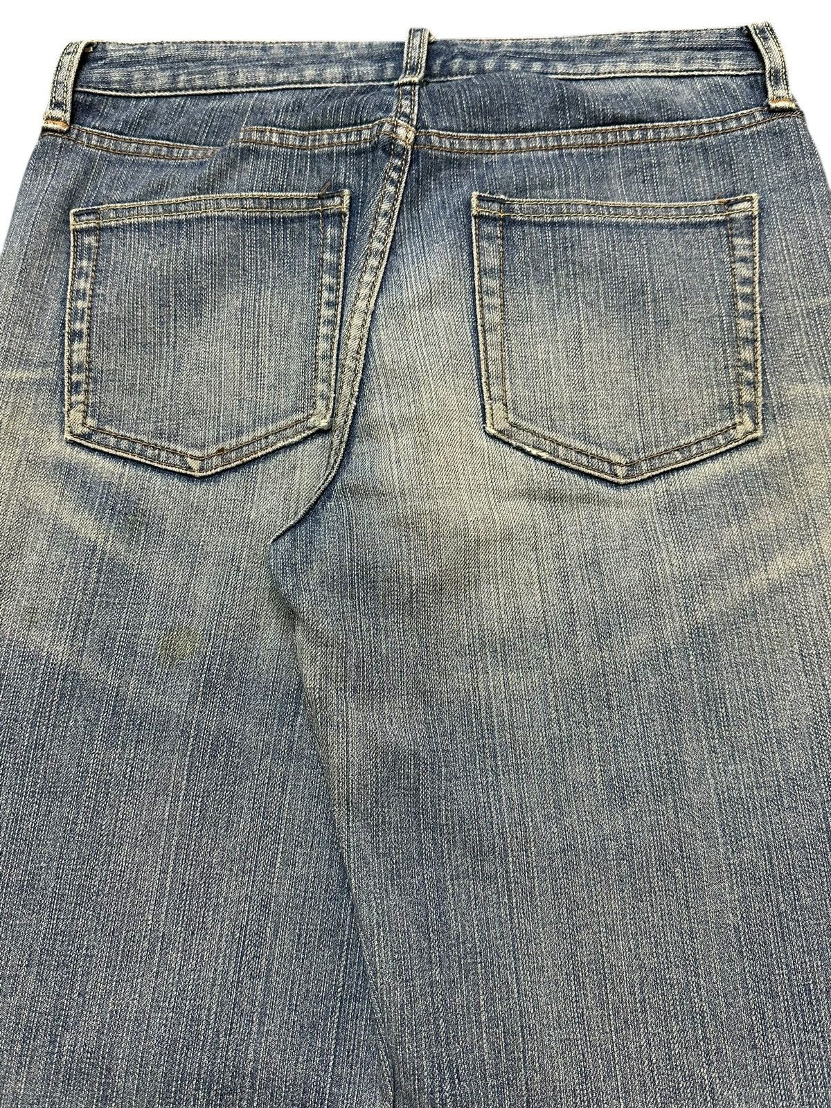 Uniqlo Vintage Japanese Uniqlo Blue Faded Wash Style Wide Leg Jeans Size US 28 / EU 44 - 6 Thumbnail