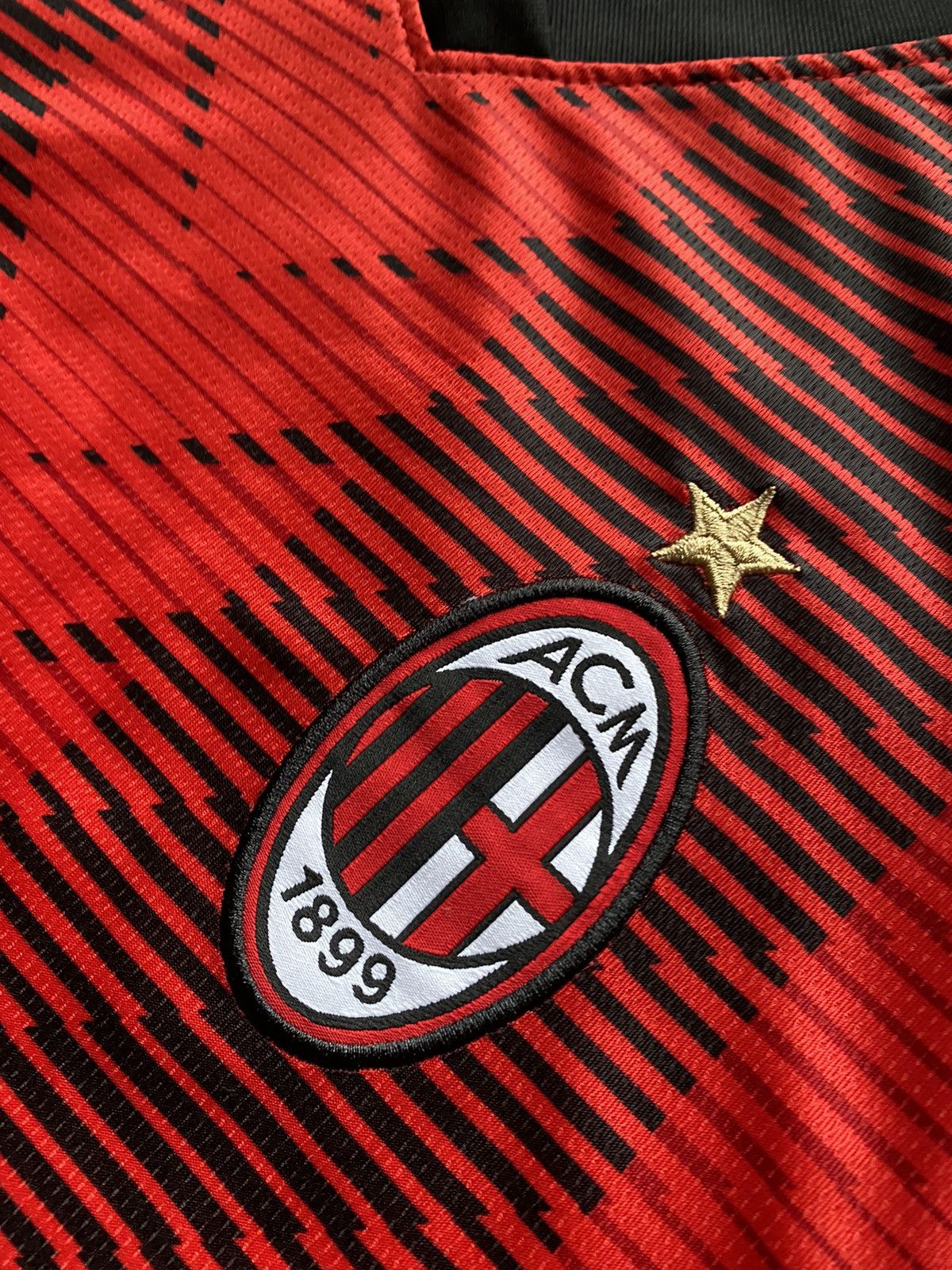 Puma Puma AC Milan 2023/24 # 10 Rafa Leao Home Soccer Jersey Size US S / EU 44-46 / 1 - 7 Thumbnail