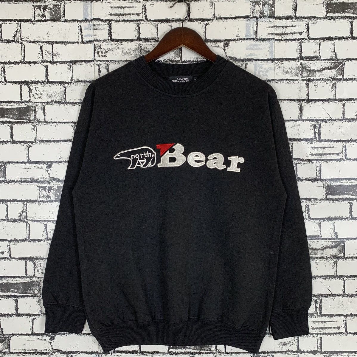 Designer × Vintage Vintage North Bear Big Logo Sweatshirt Size US M / EU 48-50 / 2 - 1 Thumbnail