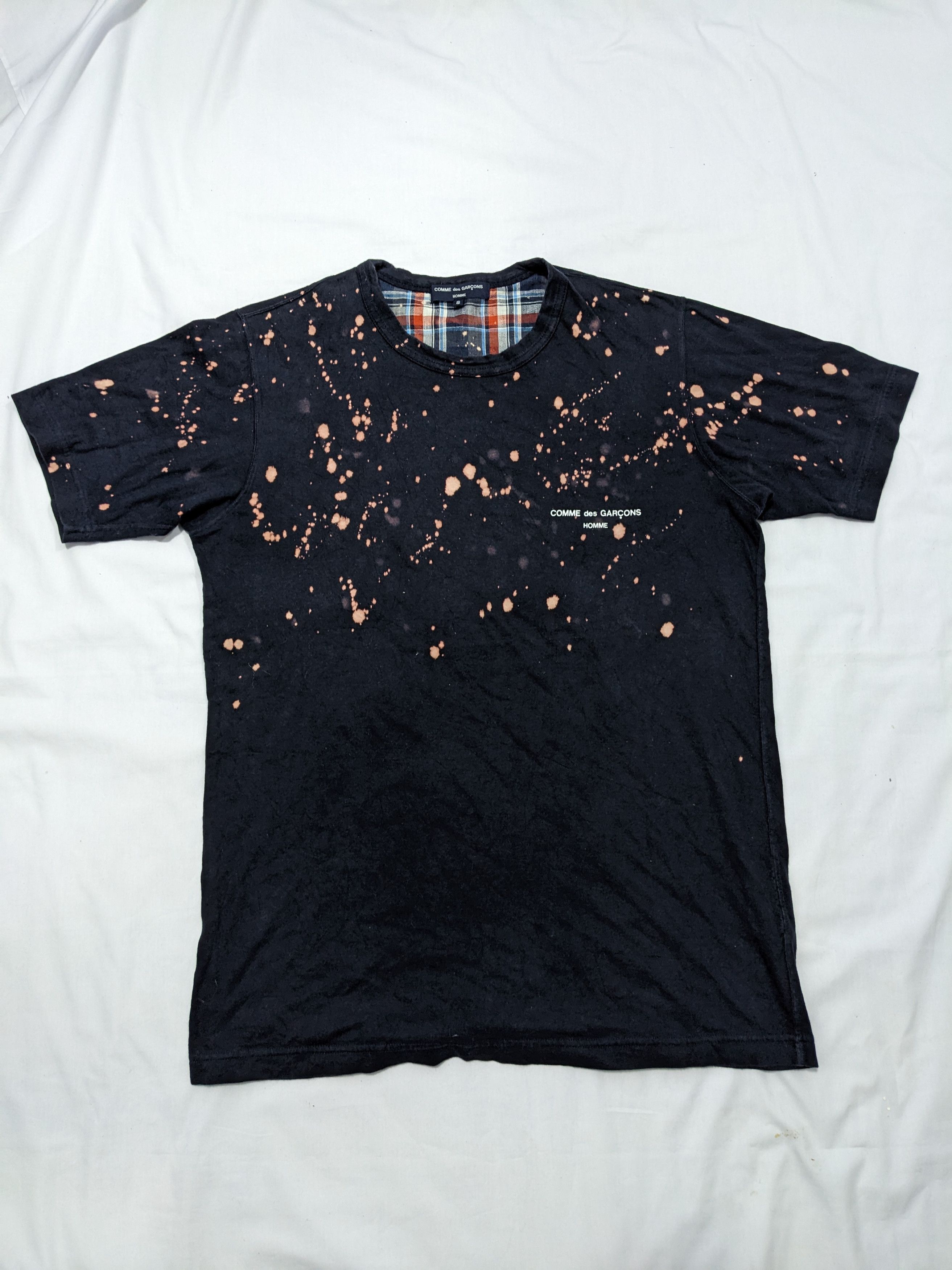 Comme des Garcons Homme COMME des GARÇONS Homme Bleach Spellout Black T-SHIRT Size US S / EU 44-46 / 1 - 1 Thumbnail