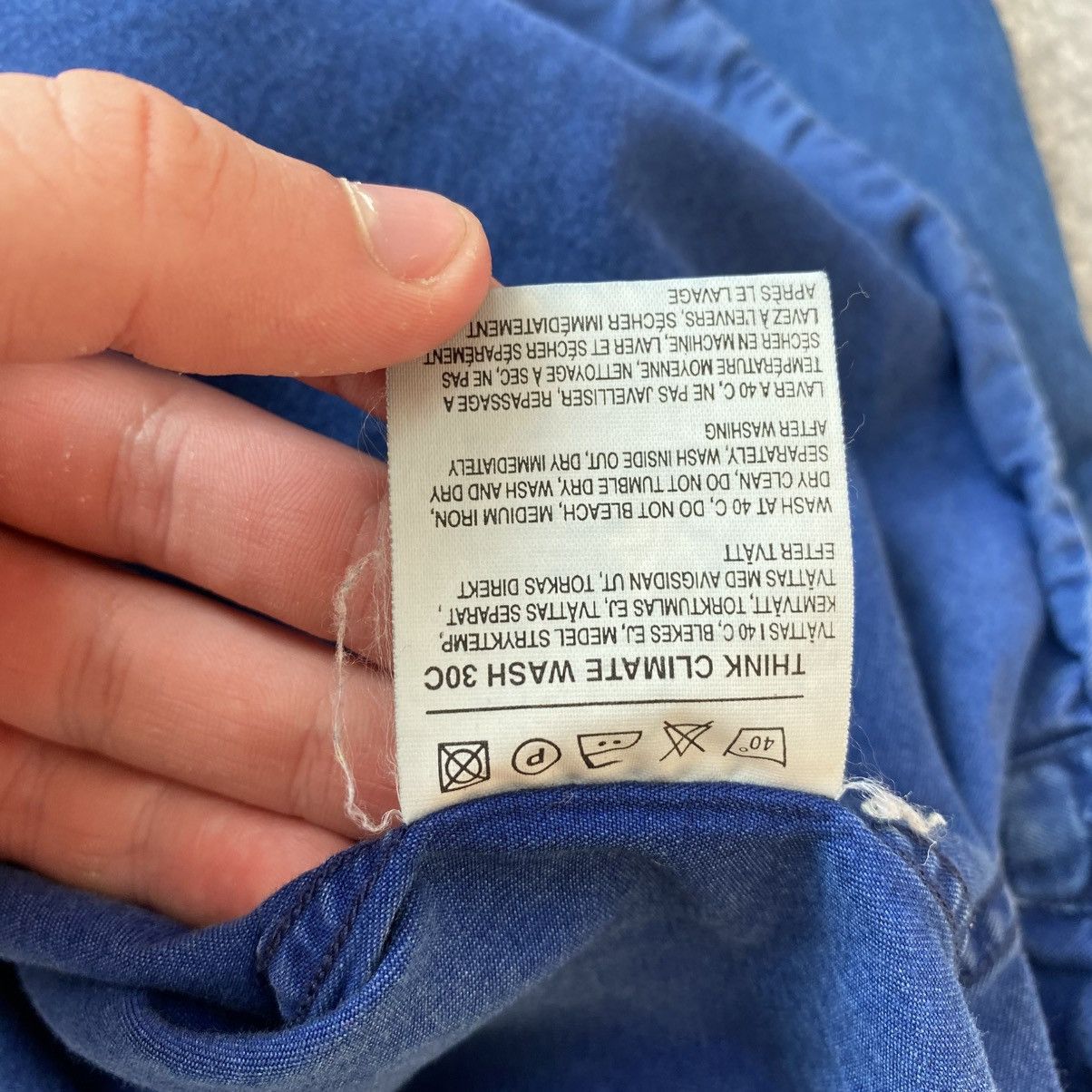 Acne Studios Luxury Acne Studios Small logo basic denim button up shirt Size US M / EU 48-50 / 2 - 10 Thumbnail