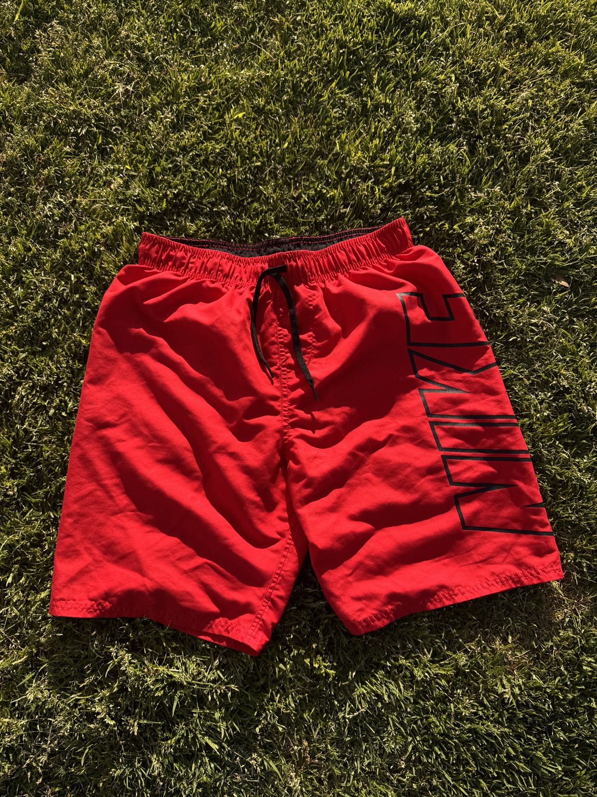 Nike Nike men’s Red Swim Shorts Size US 33 - 1 Thumbnail