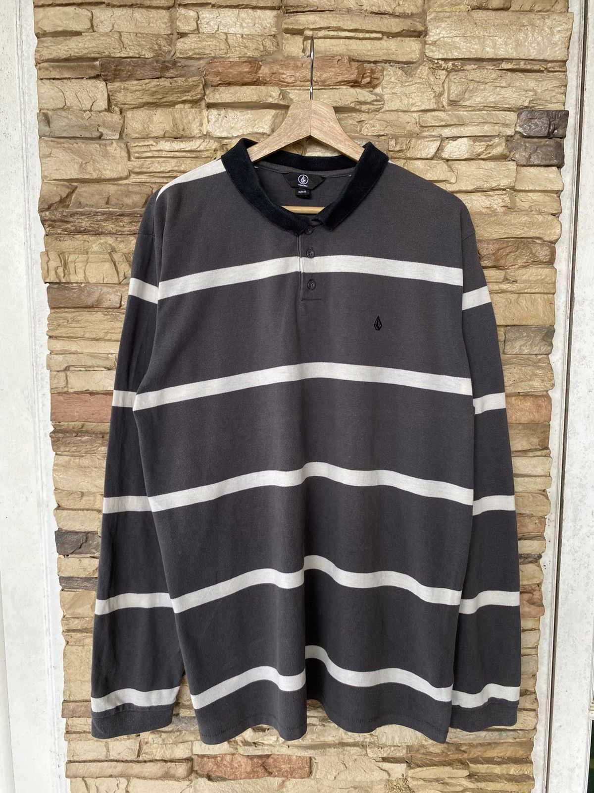 Volcom Vintage Volcom Stripes Long Sleeve Polo Shirt Size US XL / EU 56 / 4 - 1 Thumbnail