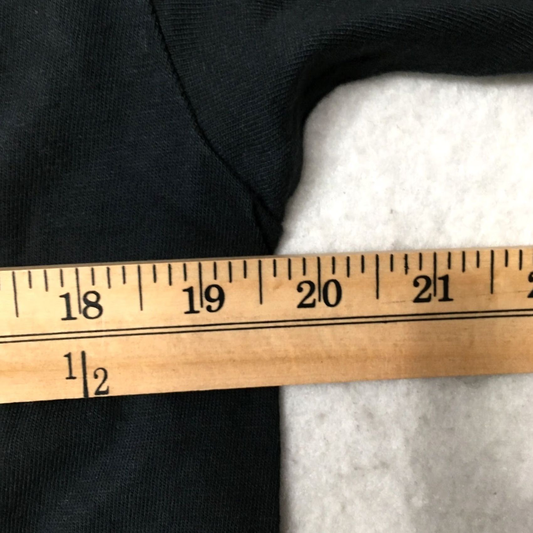 Hanes New Title: Vintage 1989 University Illinois Shirt - Mens Size Medium, Solid Cotton, Embroidered, Black Size US L / EU 52-54 / 3 - 6 Thumbnail