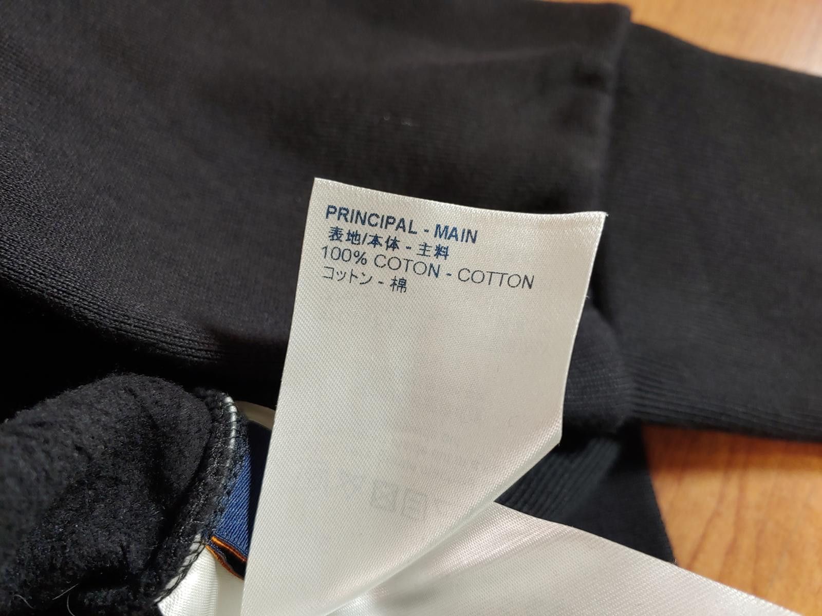 Louis Vuitton Louis Vuitton LV Planes Printed Hoodie in Black Size US M / EU 48-50 / 2 - 7 Thumbnail