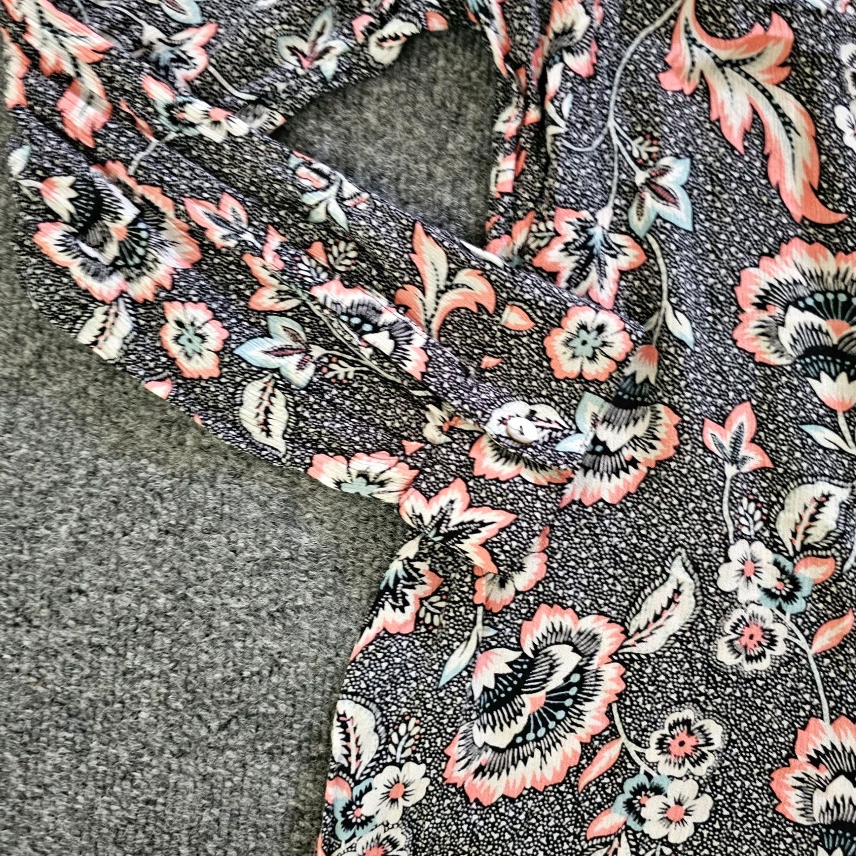 J. Jill J. Jill Blouse Tunic Women L Black Pink Floral Button Long Sleeve Collared Career Shirt Size L / US 10 / IT 46 - 5 Thumbnail