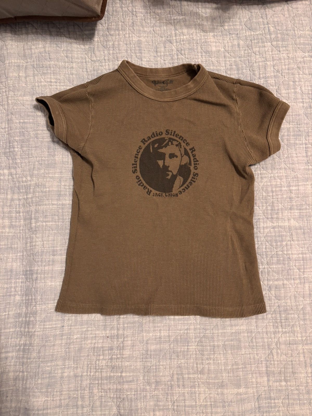 Brandy Melville radio silence graphic tee Size ONE SIZE - 1 Thumbnail