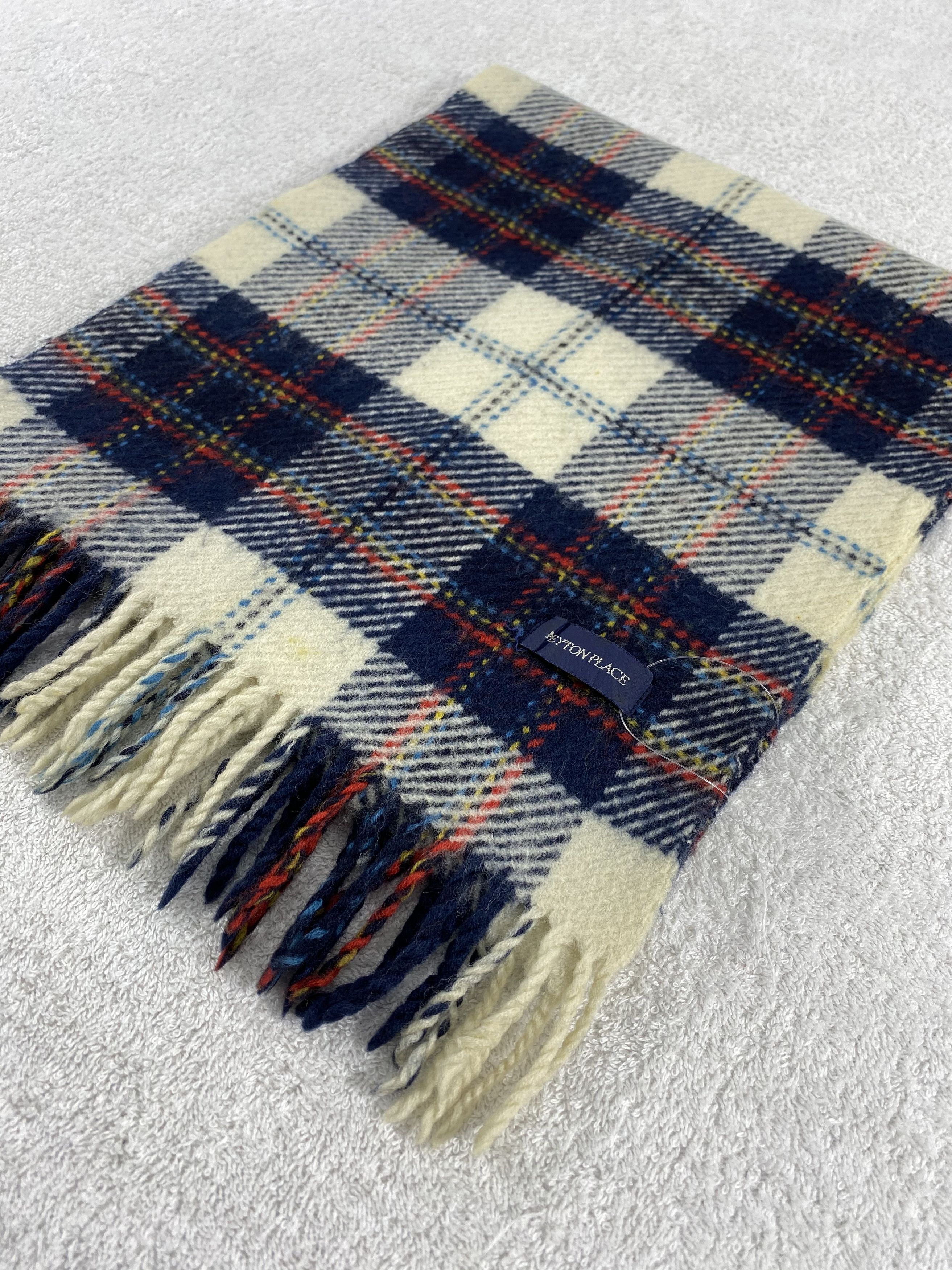 PPFM Vintage Peyton Place Scarf/Muffler/Neckwear MF646 Size ONE SIZE - 3 Thumbnail