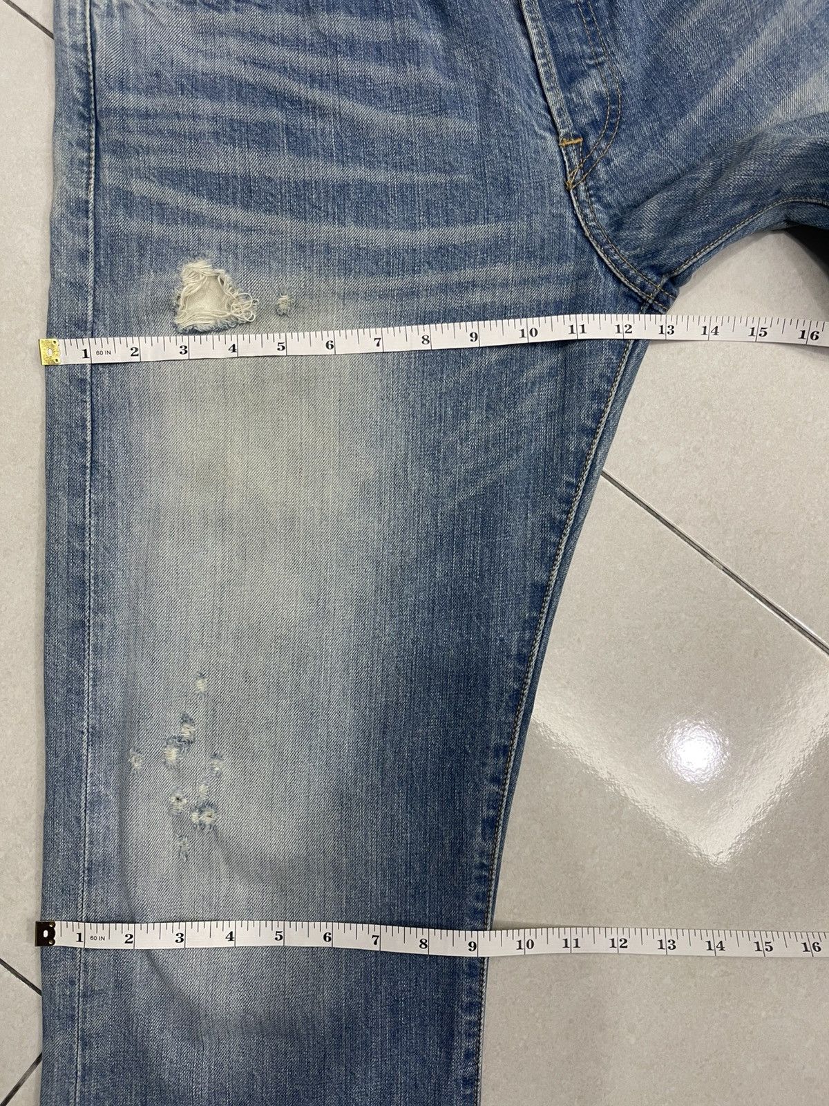 Levi's Vintage Levi's 501 Distressed Jeans |Light Wash | Button Fly Size US 33 - 14 Thumbnail