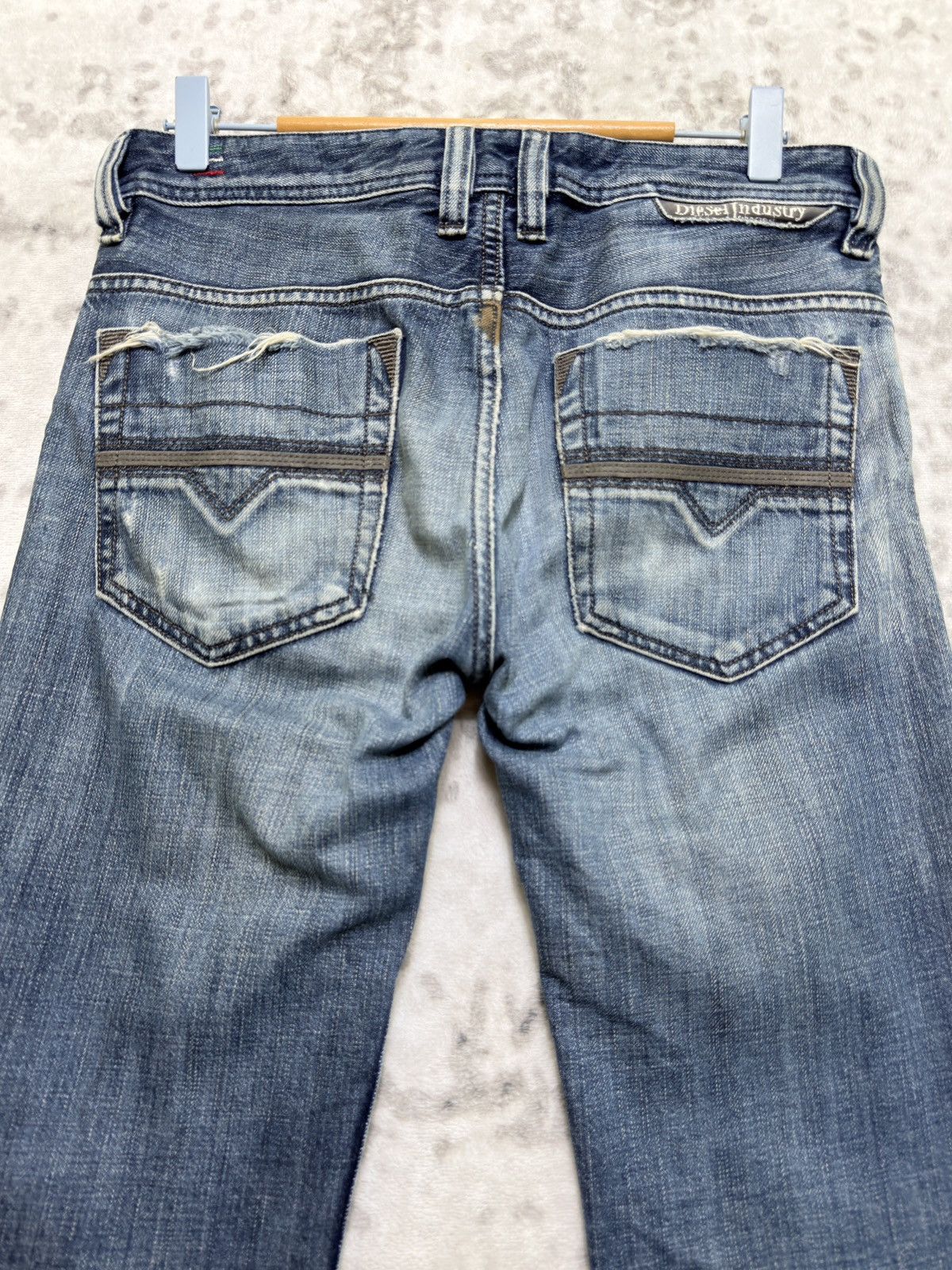 Diesel Diesel Safado Straight Fit Distressed Whiskered Denim Jeans Size US 29 - 9 Thumbnail