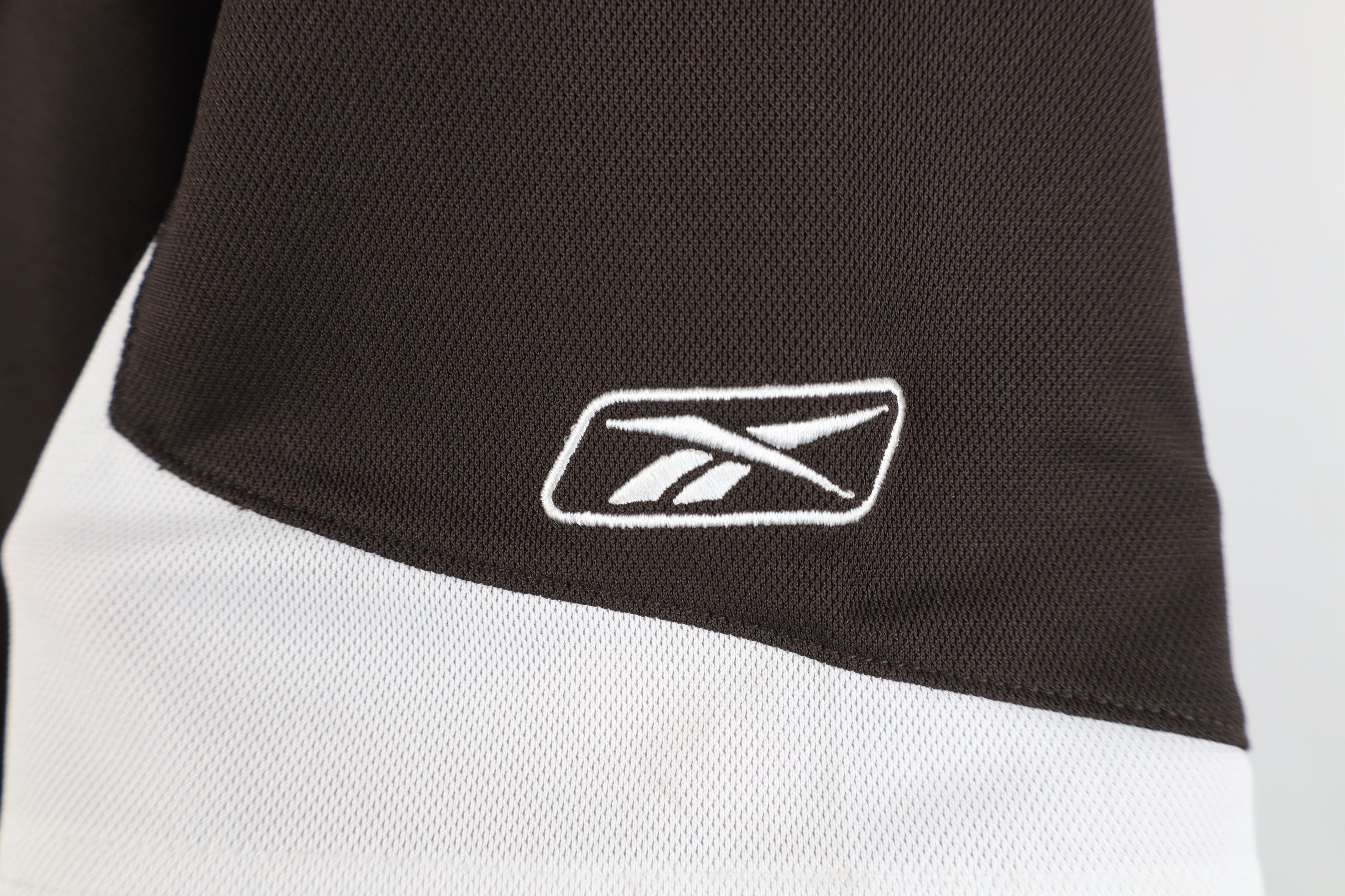Reebok Deadstock Vintage Y2K Reebok Browns Football Golf Polo Shirt Size US L / EU 52-54 / 3 - 6 Thumbnail