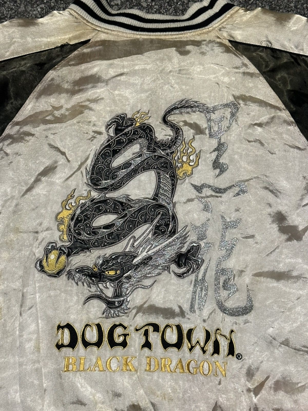 Dogtown × Vintage Vintage 90s Dogtown Black Dragon Sukajan Size US XXL / EU 58 / 5 - 4 Thumbnail