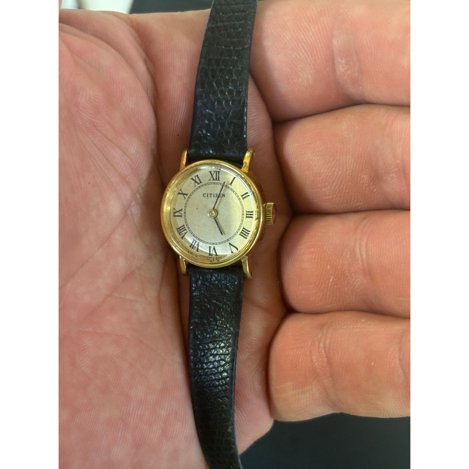Citizen Vintage Citizen Windup Womens Watch! It runs! Size ONE SIZE - 8 Thumbnail
