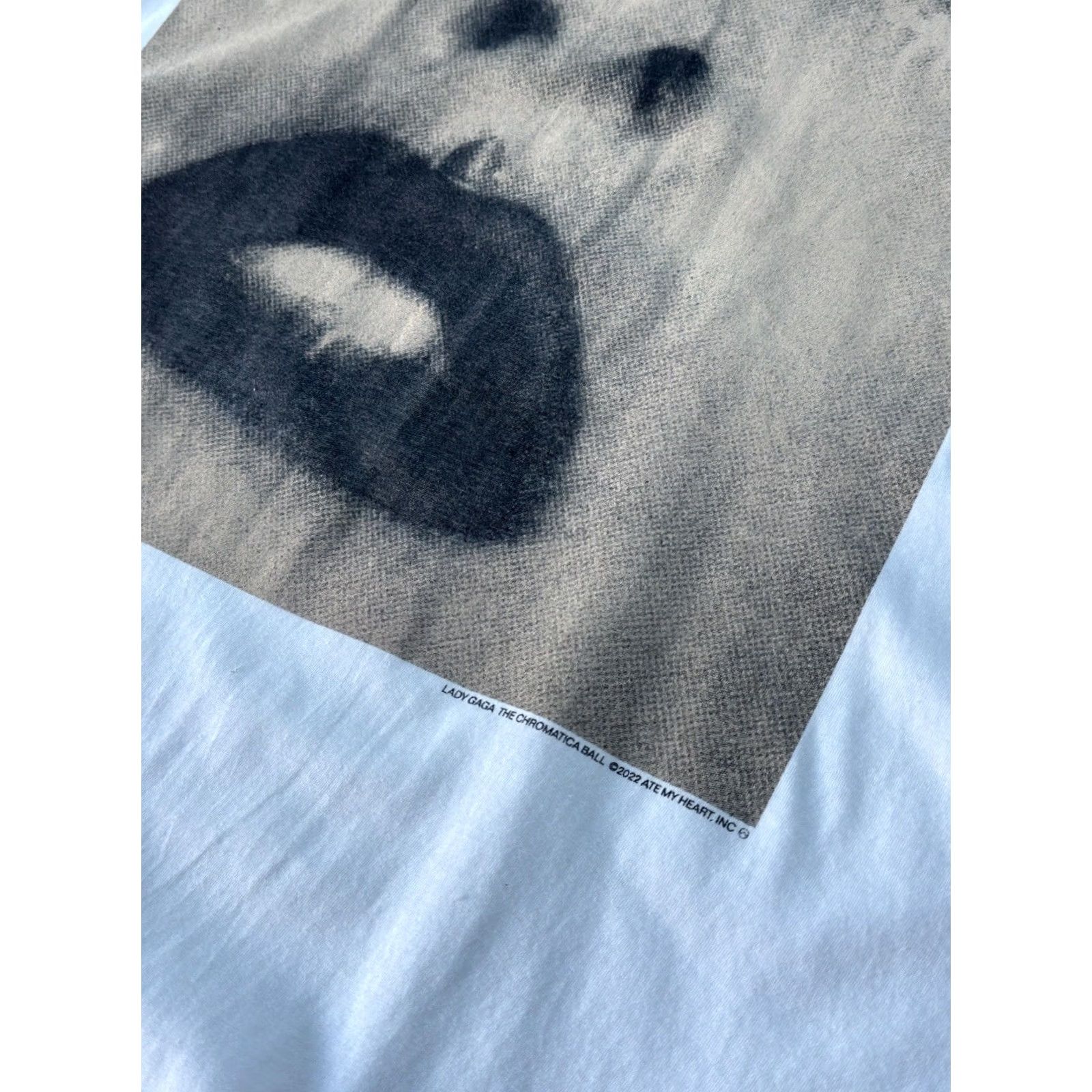 Bally LADY GAGA T-SHIRT THE CHROMATICA BALL TOUR 2022 OFFICIAL BAGGY MENS XL White Cotton Graphic Print Regular Short Sleeve/ 90s Music Band Tees Big Logo Size US XL / EU 56 / 4 - 4 Thumbnail