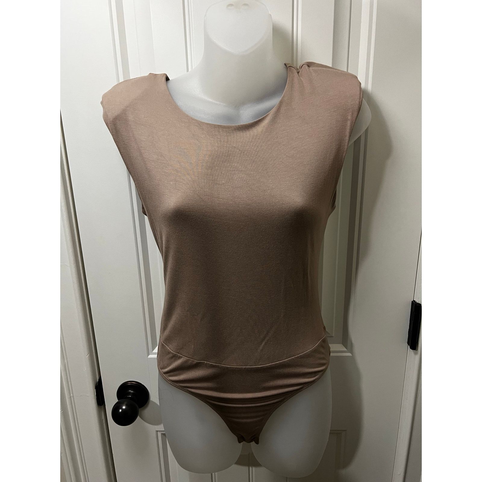 Lulus Taupe Sleeveless Padded Shoulder Bodysuit Fitted Waist Size S / US 4 / IT 40 - 2 Thumbnail