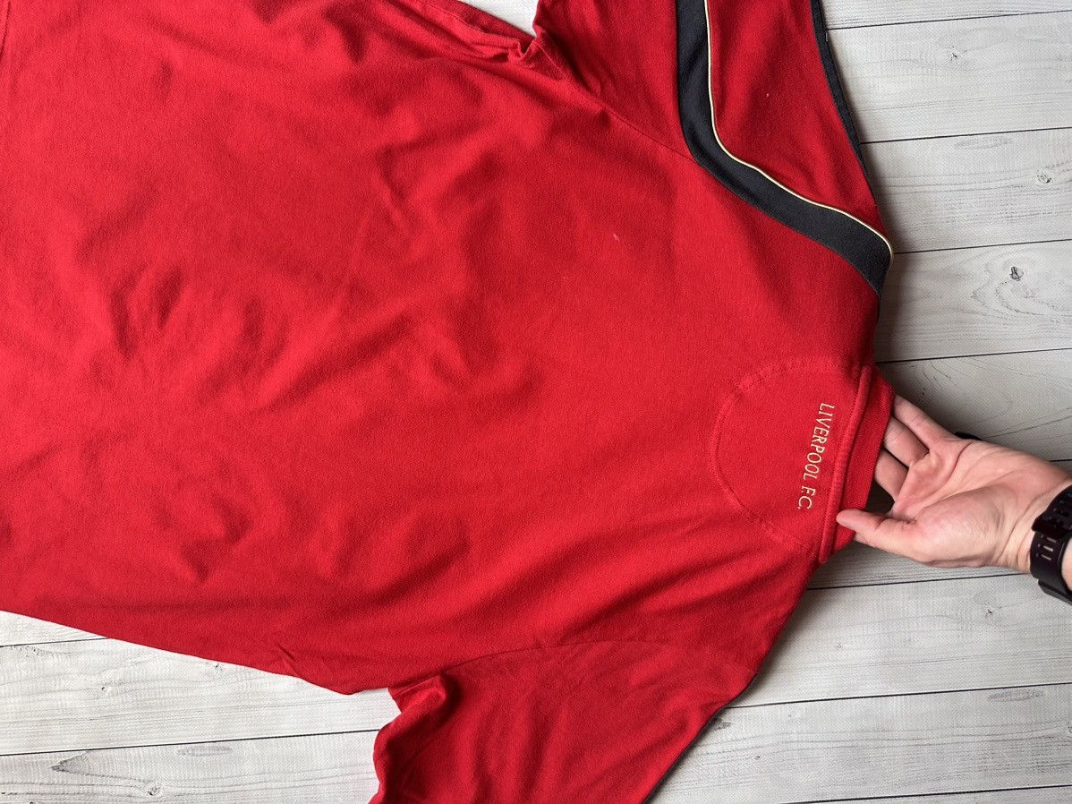 Adidas × Vintage Vintage Liverpool soccer tee adidas red 2009 size L Size US L / EU 52-54 / 3 - 6 Thumbnail