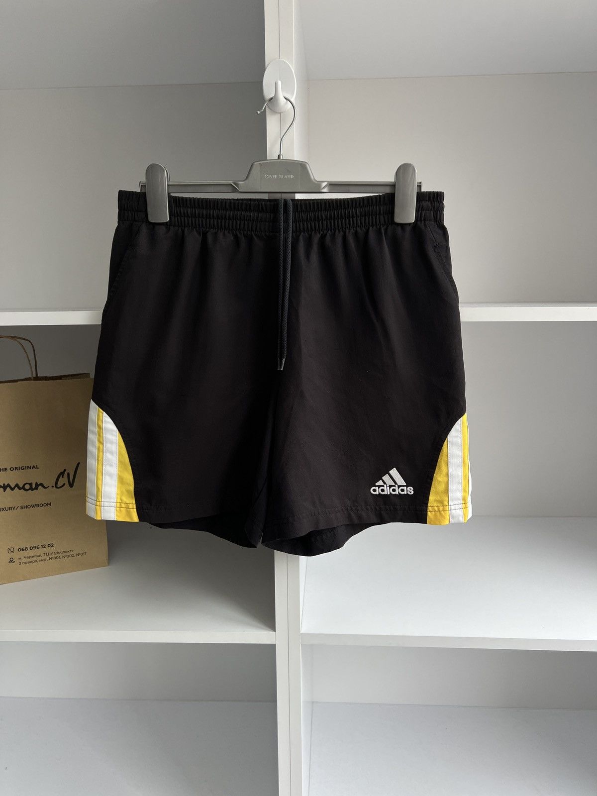 Adidas × Vintage Vintage Adidas Shorts 90s style Size US 32 / EU 48 - 4 Thumbnail