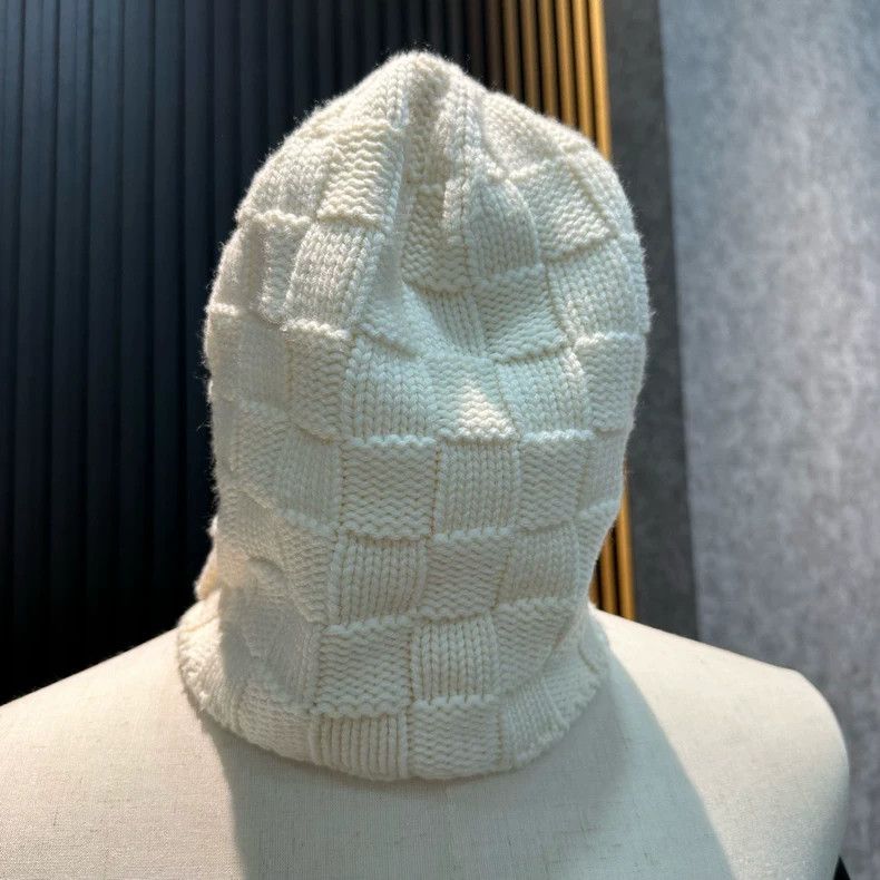 Louis Vuitton Louis Vuitton Cream embroidered logo cold hat 2505-Nextarro Size ONE SIZE - 3 Thumbnail
