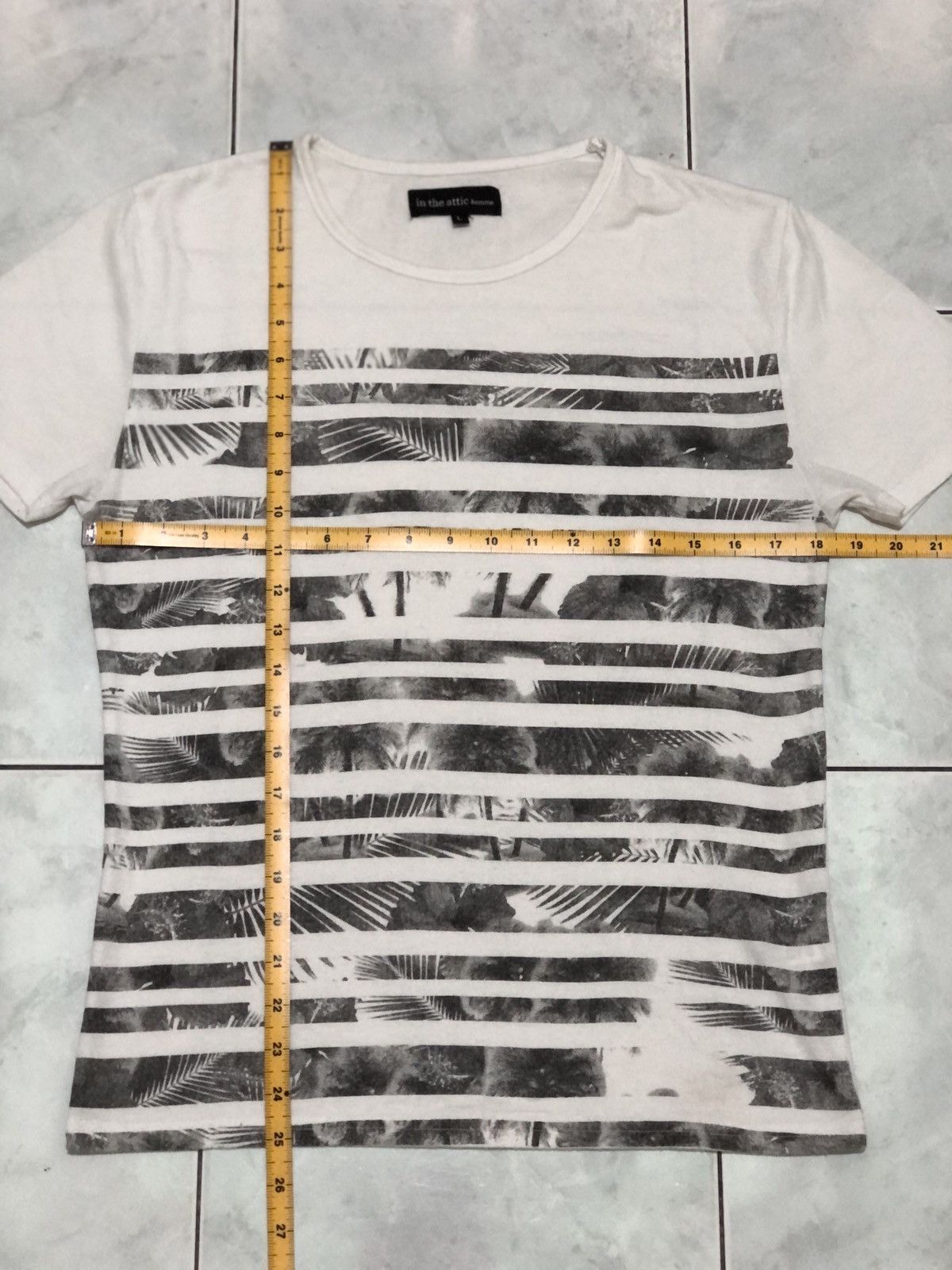 In The Attic In The Attic Homme Graphic Palm Striped Tee Japan Streetwear Size US L / EU 52-54 / 3 - 18 Thumbnail
