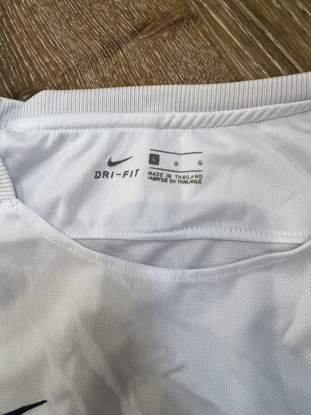 Nike Nike Tottenham Hotspur 2017-2018 home jersey Size US L / EU 52-54 / 3 - 3 Thumbnail