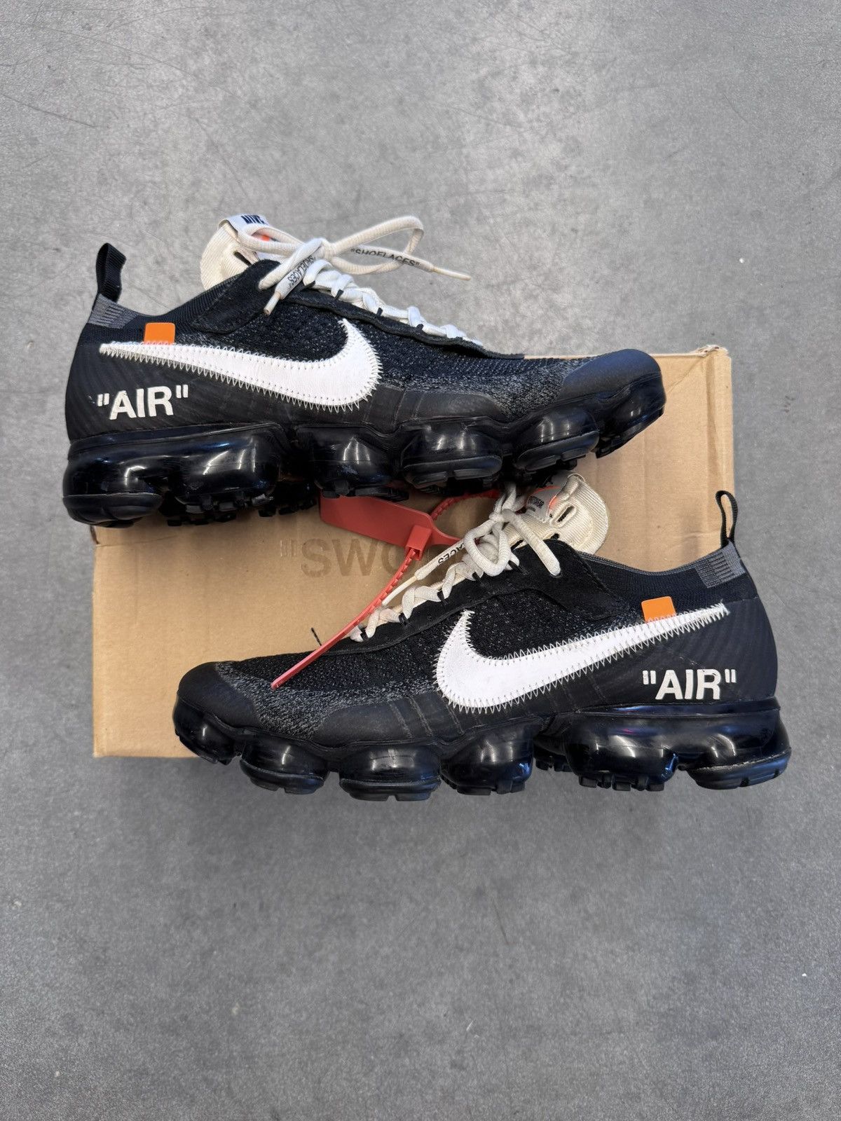 2017 Nike Air VaporMax Off-White
