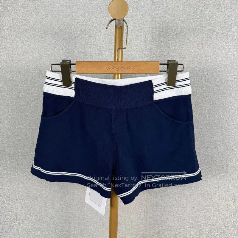 Chanel Chanel Summer Navy Blue Women's Shorts . Size 23" - 1 Thumbnail