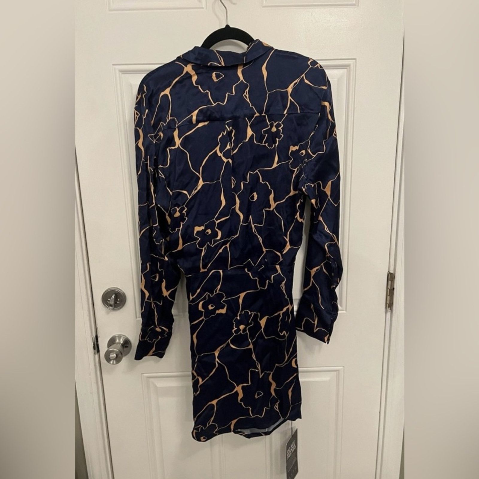 ASTR The Label NWT Astr the label Ruched Sheath Dress with long Sleeves Size S / US 4 / IT 40 - 4 Thumbnail