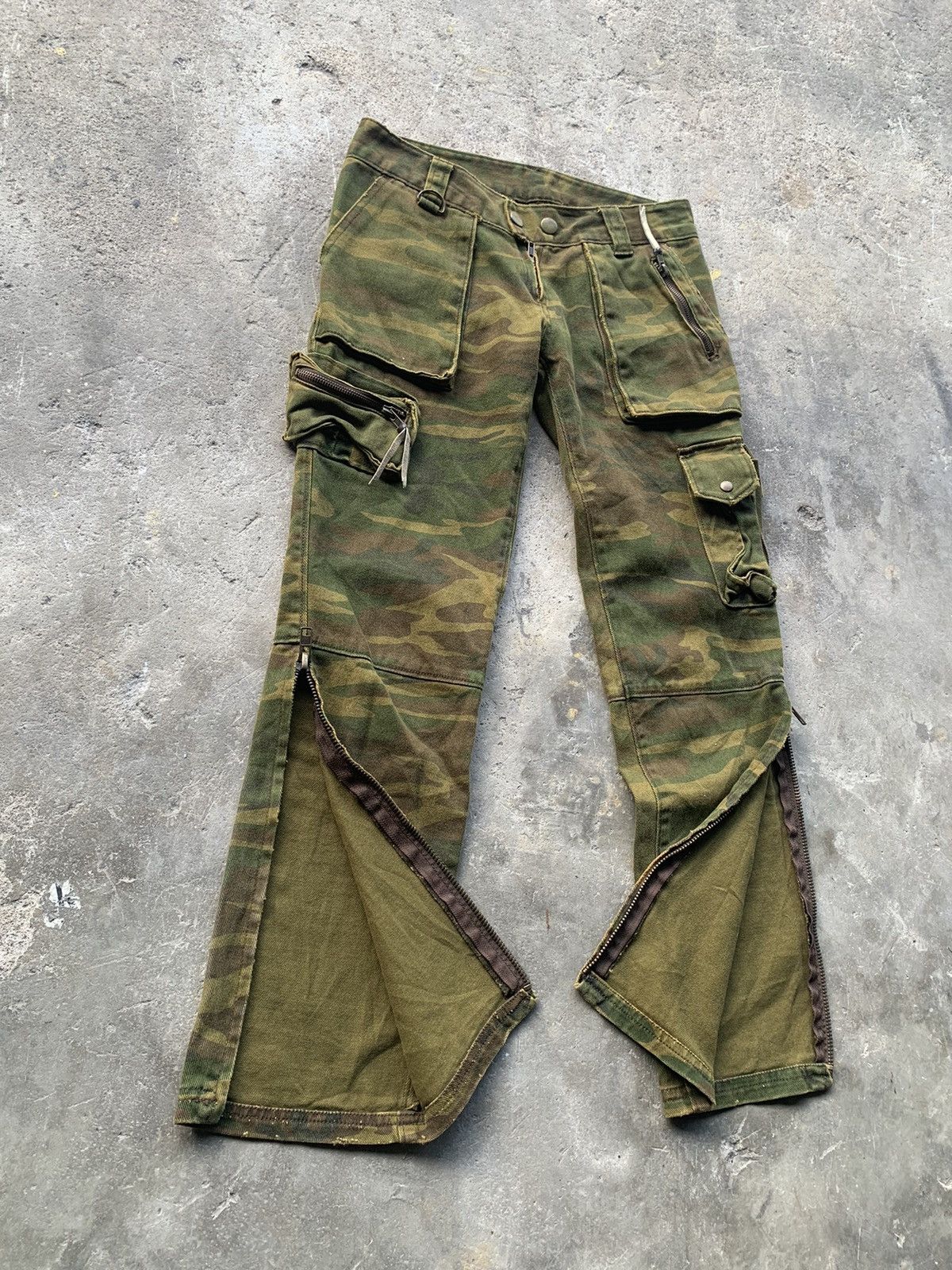 Japanese Brand Steal 🔥🔥 Goa camo multipocket bondage cargo jeans Size 27" / US 4 / IT 40 - 3 Thumbnail