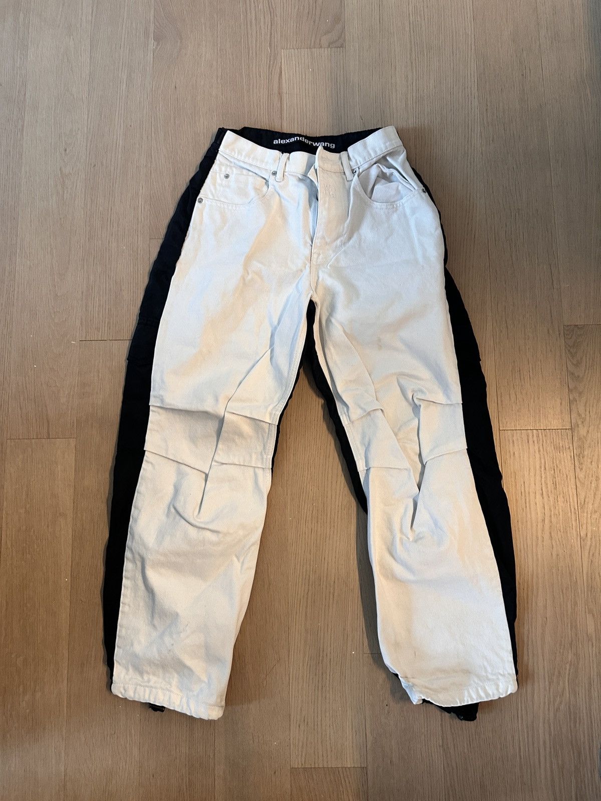 Alexander Wang ALEXANDER WANG Hybrid Cargo Jeans Size 24" / US 00 / IT 34 - 2 Thumbnail