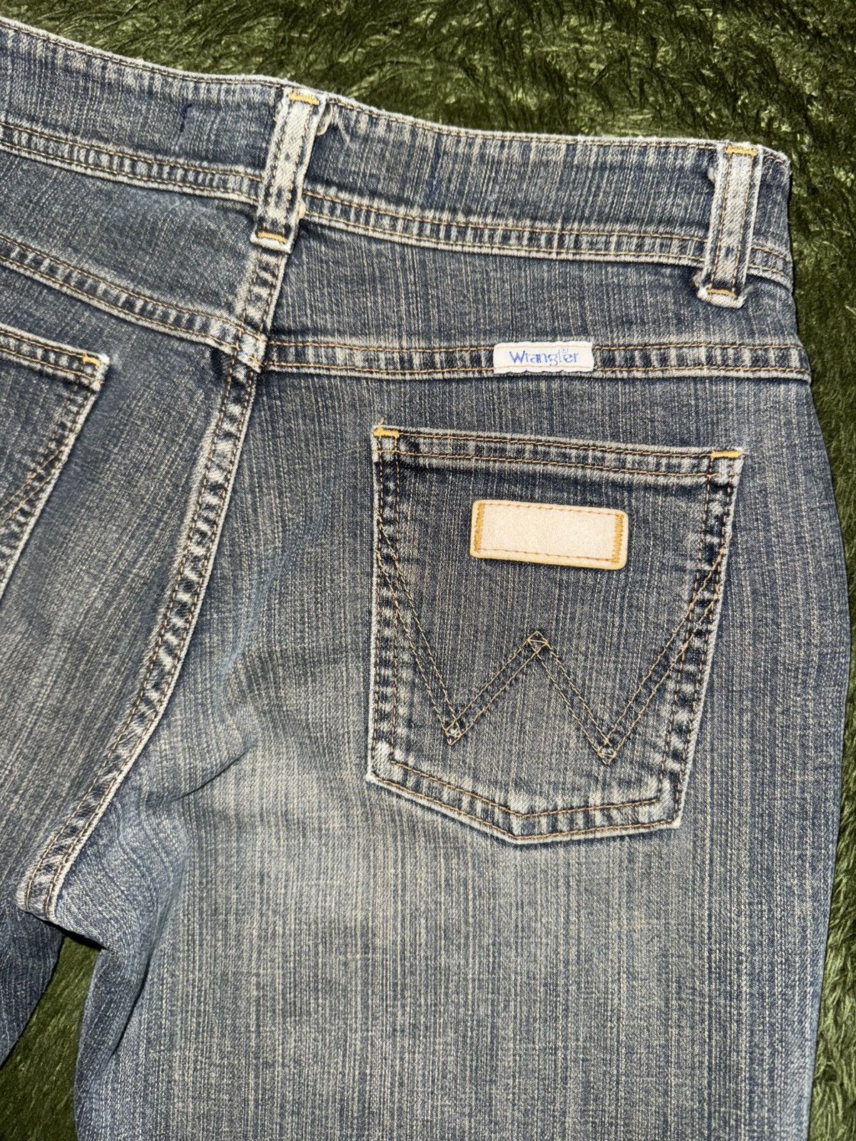 Wrangler [28] Wrangler Japan Vintage-Washed Bootcut Denim Pants Size US 28 / EU 44 - 10 Thumbnail