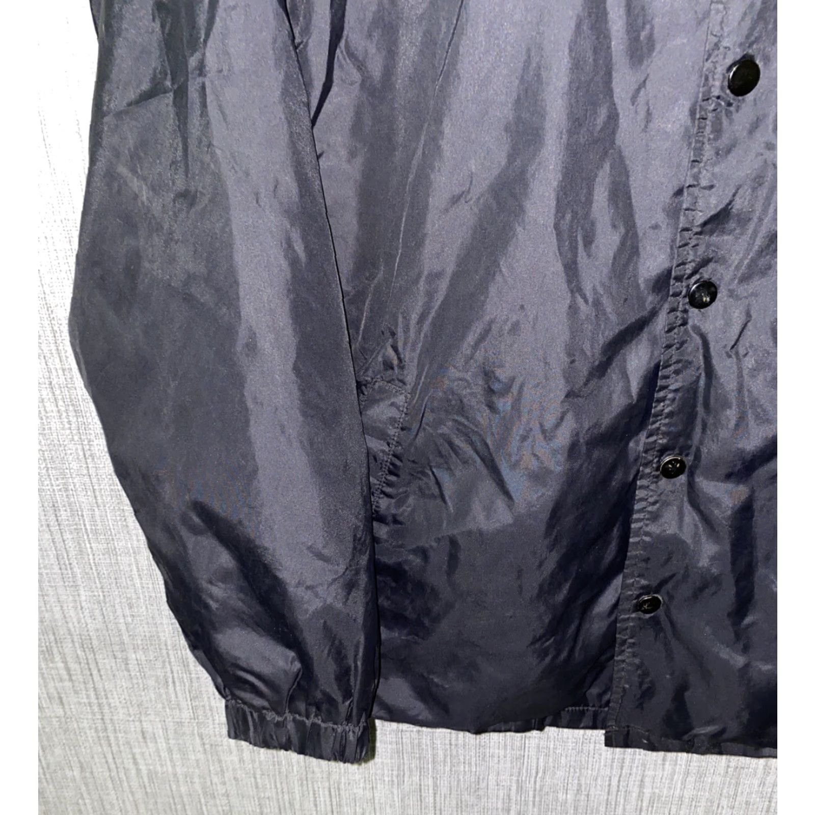 Vintage Auburn Sportswear Mens Black Nylon Snap Button Front Jacket Size XL Size US XL / EU 56 / 4 - 4 Thumbnail