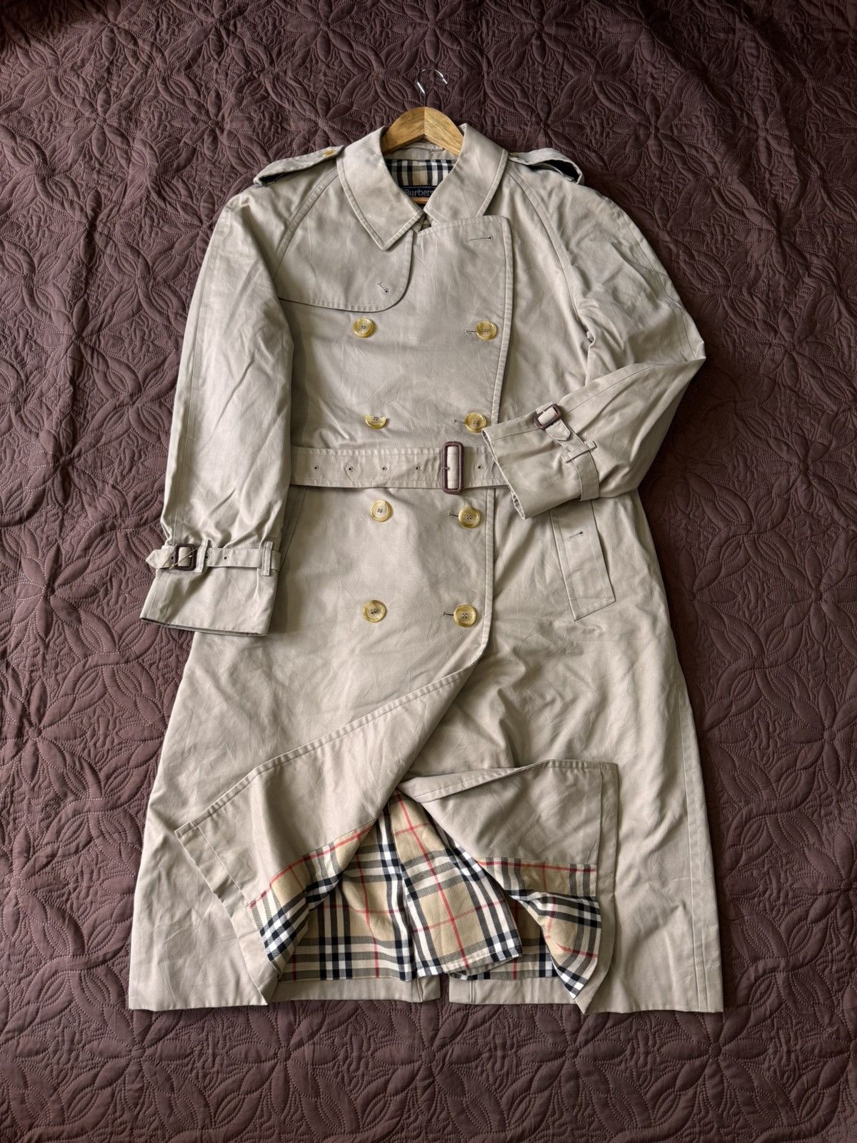 Burberry Vintage burberry double breasted trench coat Size US L / EU 52-54 / 3 - 1 Thumbnail