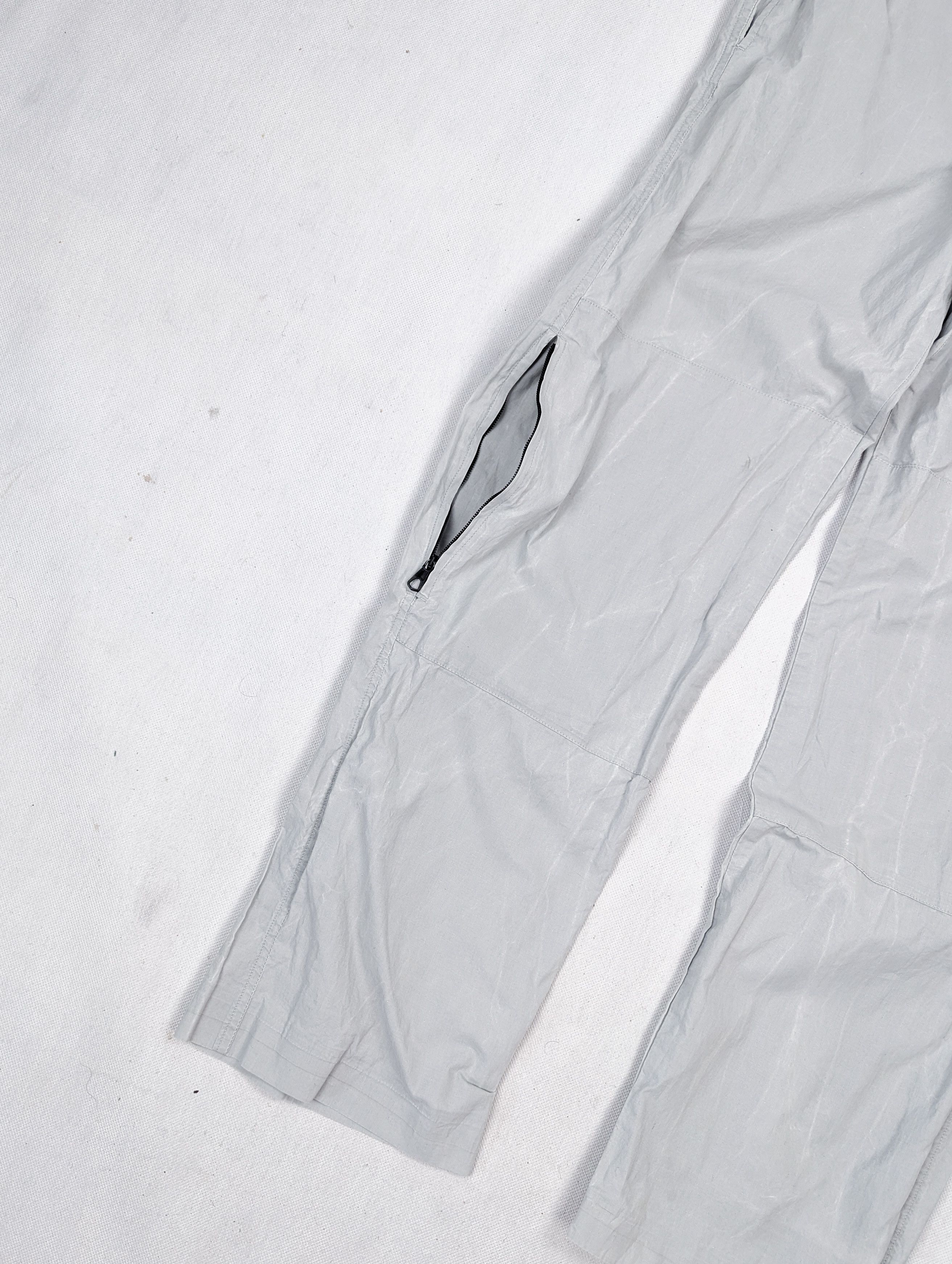 C.P. Company C.P. Company grey casual pants Size US 32 / EU 48 - 2 Thumbnail