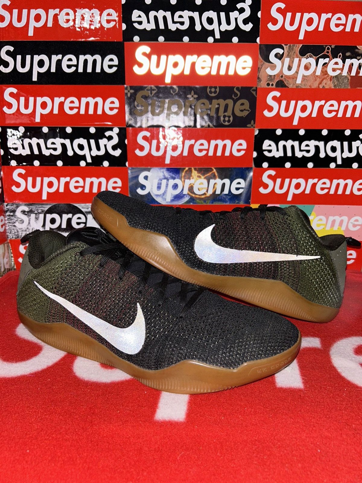 Nike Nike Kobe 11 Elite Low 4KB ‘Black Horse’ 824463-063 size 13 Size US 13 / EU 46 - 2 Thumbnail