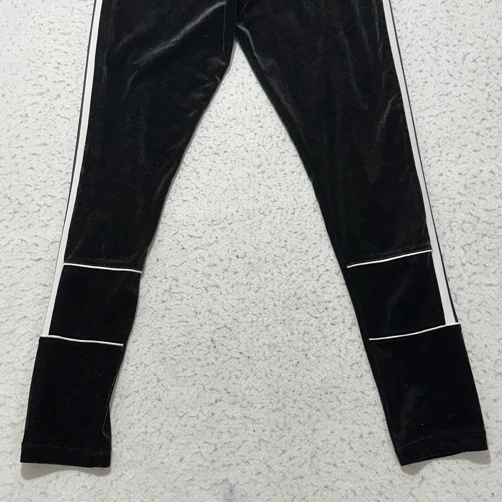 Adidas Adidas Small Velvet 3 Stripe Leggings Black White Trefoil Size 28" / US 6 / IT 42 - 8 Thumbnail