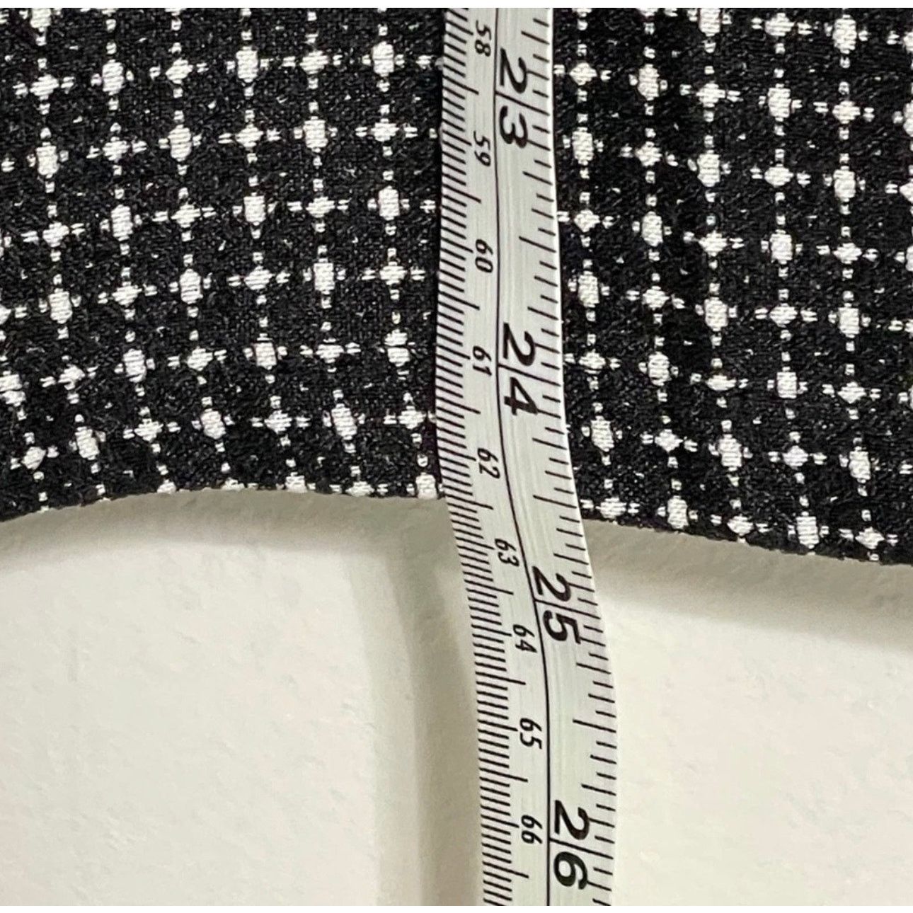 Other JESSICA LONDON Black & White Box Plaid Skirt Size 18/20 NWT Size 40" / US 18 - 3 Thumbnail