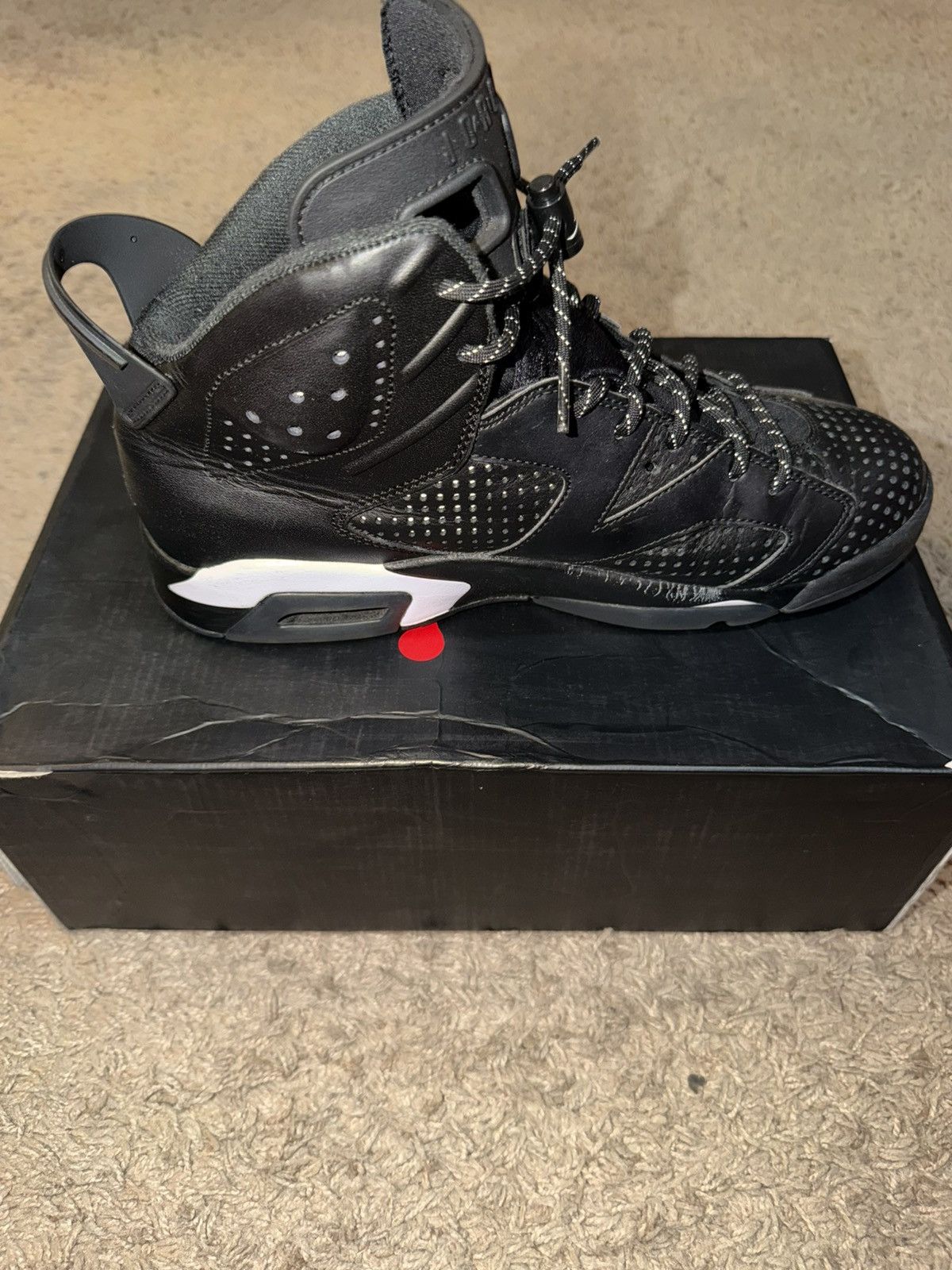 Jordan Brand Air Jordan 6 Retro ‘Black Cat’ Size US 9.5 / EU 42-43 - 3 Thumbnail