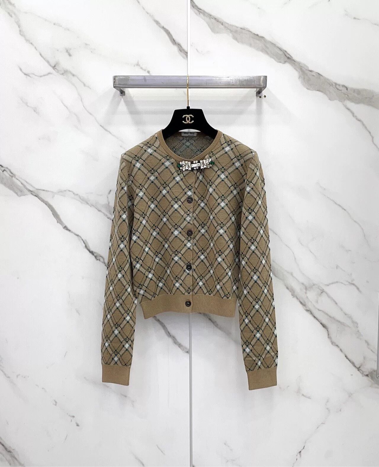 Miu Miu miu miu plaid knit cardigan with crystals Size US M / EU 48-50 / 2 - 1 Thumbnail