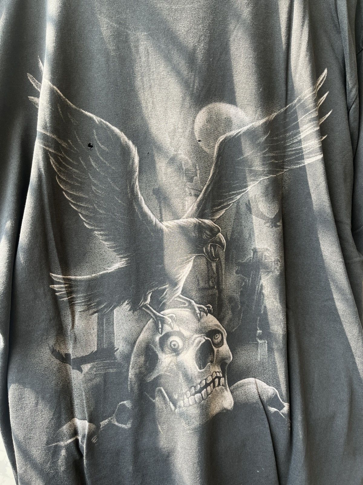 Vintage Rare Y2K ©️2006 Hero Buff Gothic Raven Skull Tee Size US XL / EU 56 / 4 - 4 Thumbnail