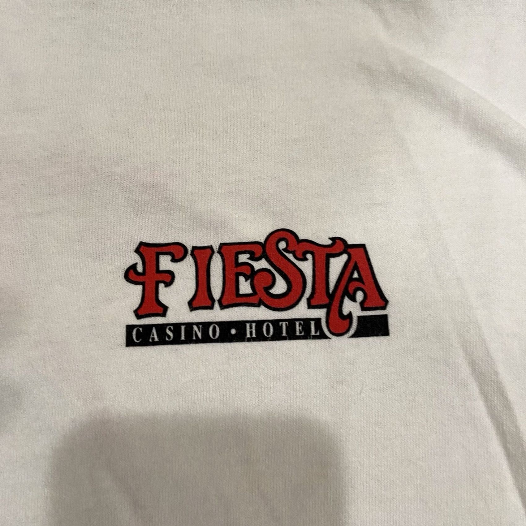 Vintage VINTAGE Casino T-Shirt White 2XL Unisex Short Sleeve Men Back Hit Fiesta Crazy Big Back Hit Shirt Mens 2XL White Vintage Size US XXL / EU 58 / 5 - 4 Thumbnail