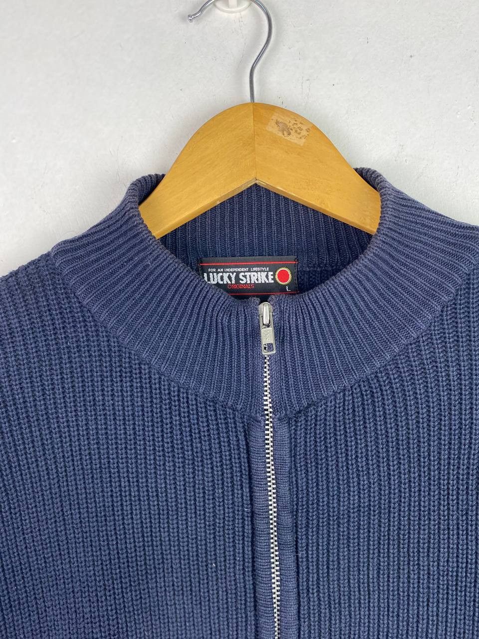 Japanese Brand vintage lucky strike knitted full zip jacket Size US L / EU 52-54 / 3 - 2 Thumbnail