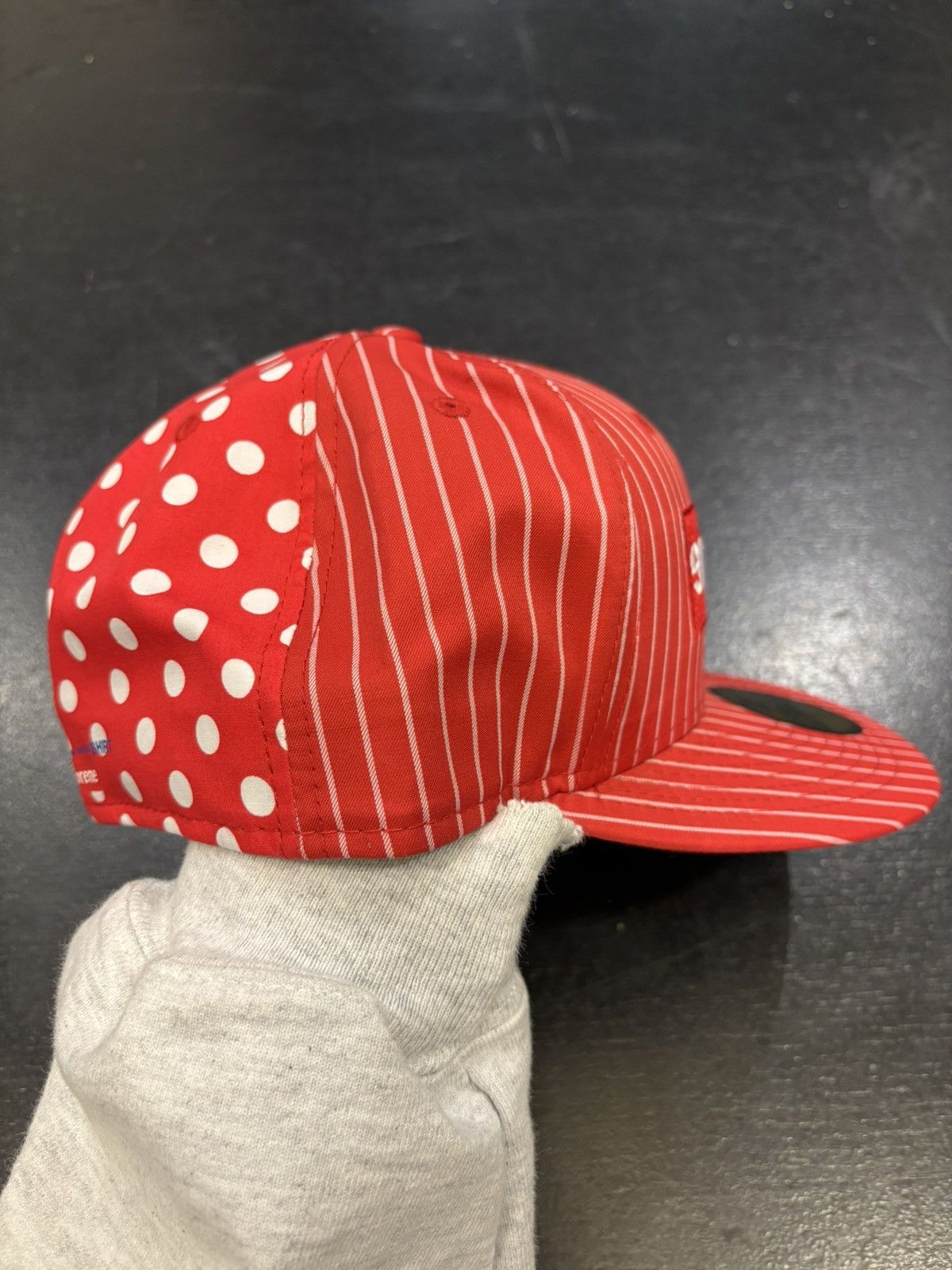 Comme des Garcons SHIRT × Supreme Supreme X CDG X New Era Pinstripe Dot Hate - Red Size ONE SIZE - 2 Thumbnail