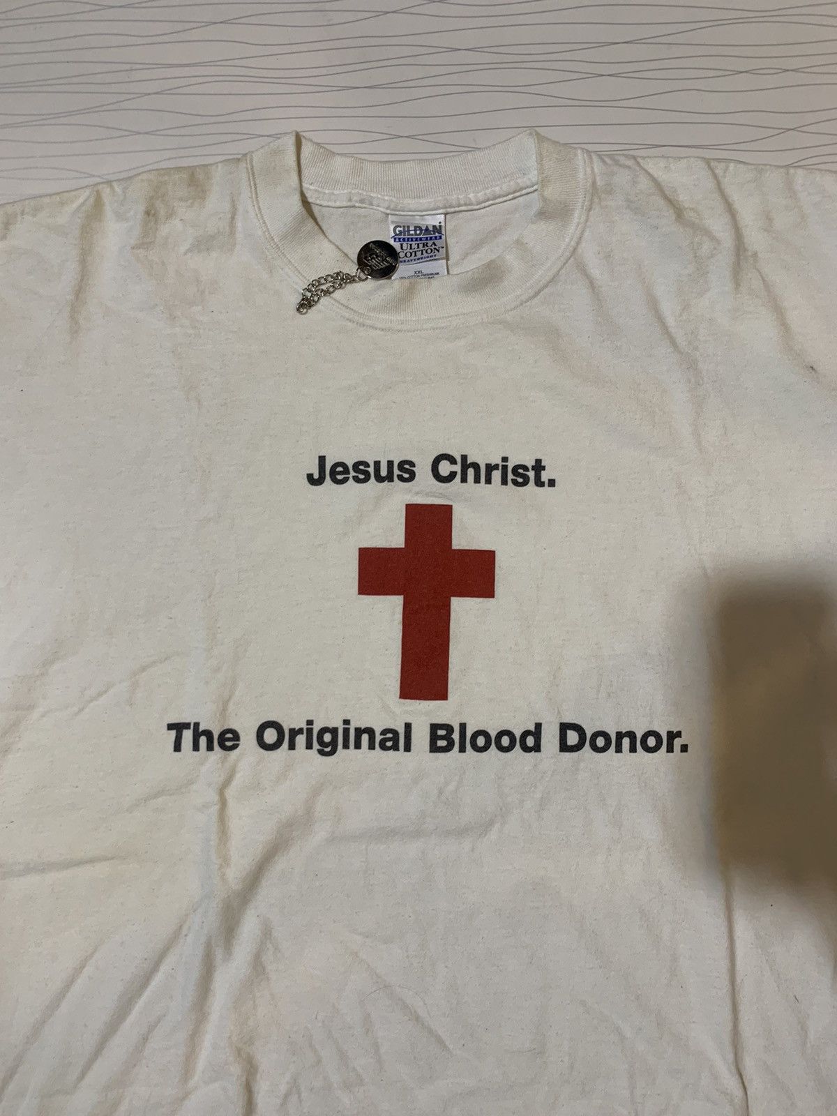 Gildan “Jesus Christ. The Original Blood Donor” Graphic Tee✝️ Size US XXL / EU 58 / 5 - 2 Thumbnail