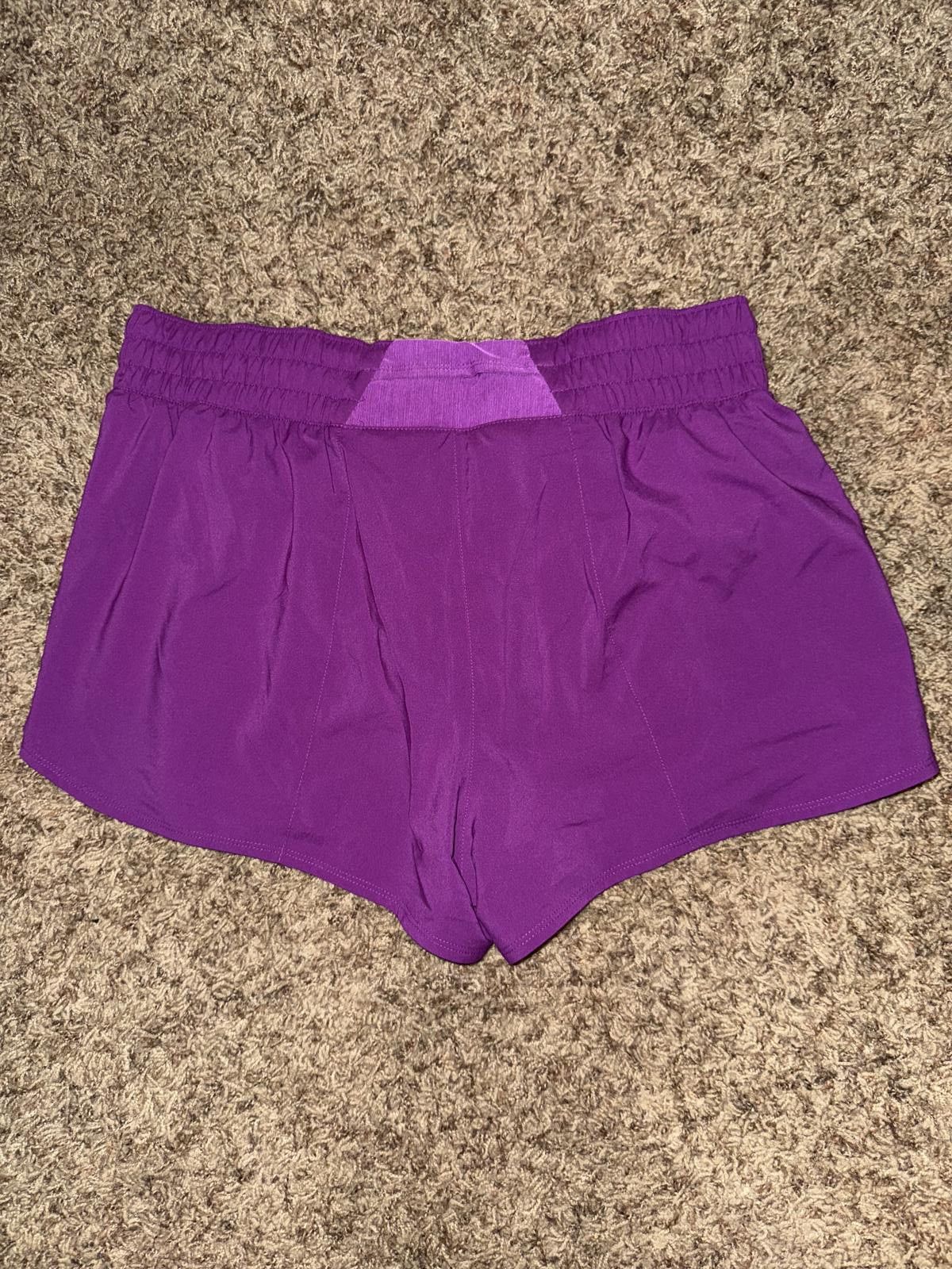 Nike Nike One Women's Dri-FIT Mid-Rise 3" Brief-Lined Shorts Sample Size 32" / US 10 / IT 46 - 3 Thumbnail