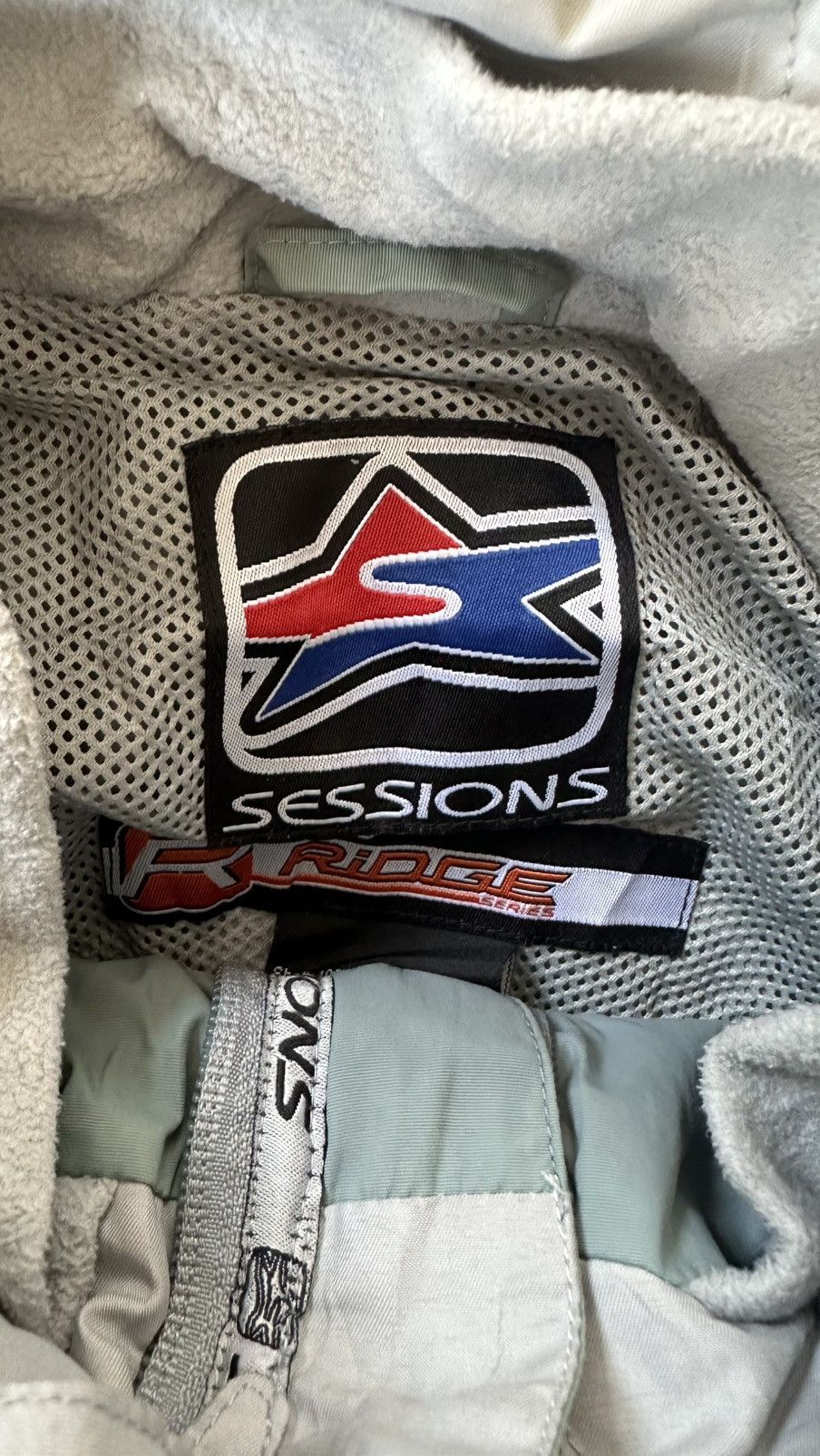 Sessions VIBTAGE SESSIONS SNOWBOARD RIDGE SERIES GORPCORE WINDBREAKER Size US L / EU 52-54 / 3 - 7 Thumbnail