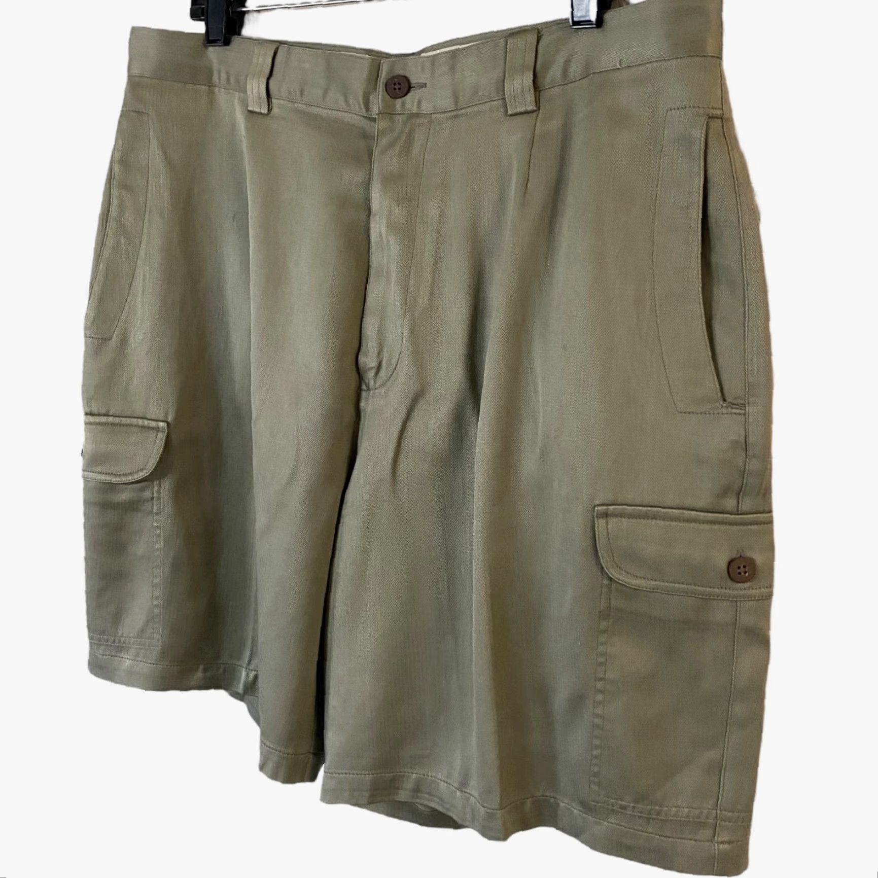 Tommy Bahama VINTAGE Tommy Bahama Cargo Shorts Green Mens Size W35 Silk Blend Herringbone Twill Cargo Pocket Casual Beach Nature Outdoor 70% Silk 30% Cotton Size US 35 - 2 Thumbnail