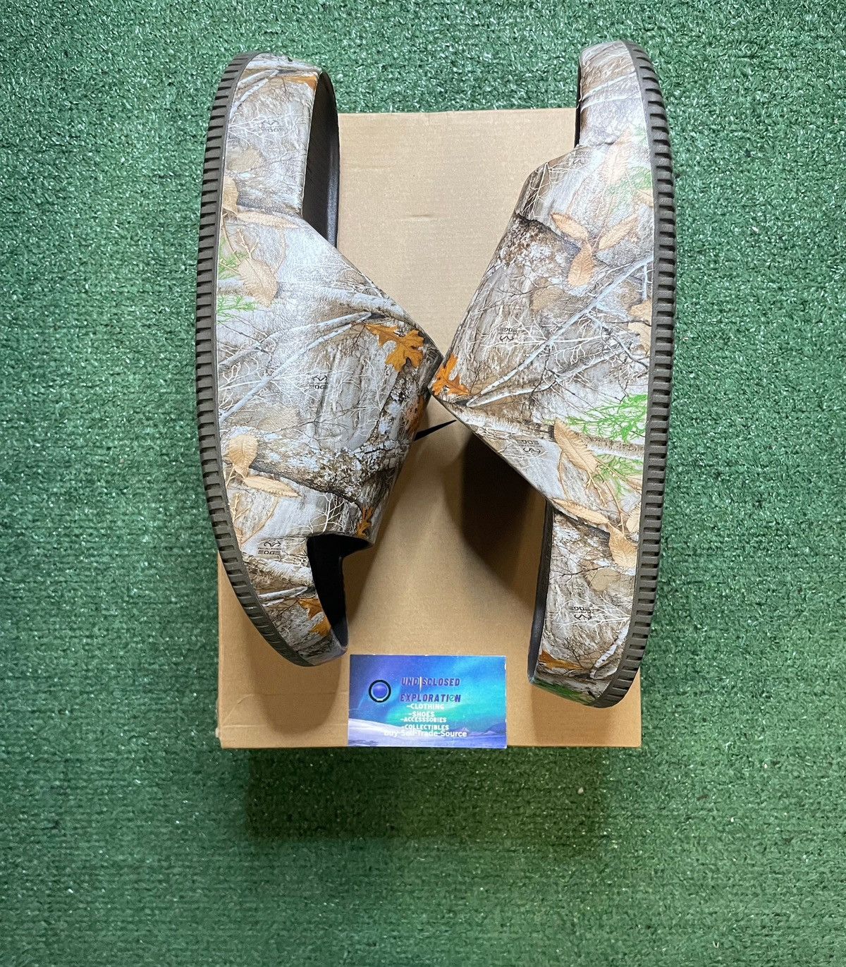 Nike Nike Calm real tree camo slides Size US 13 / EU 46 - 4 Thumbnail