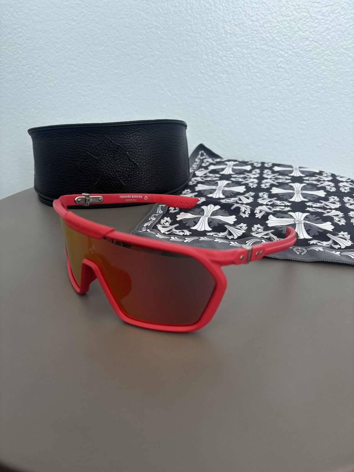 U CNT SEE ME STEEZY RED CHROME HEARTS SUNGLASSES